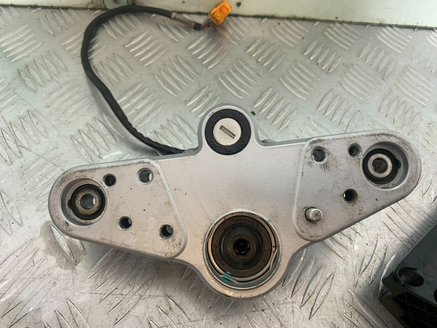 BMW R850 R R850R LOCKS AND KEY   YEAR 1994-2002 (CMB1170)