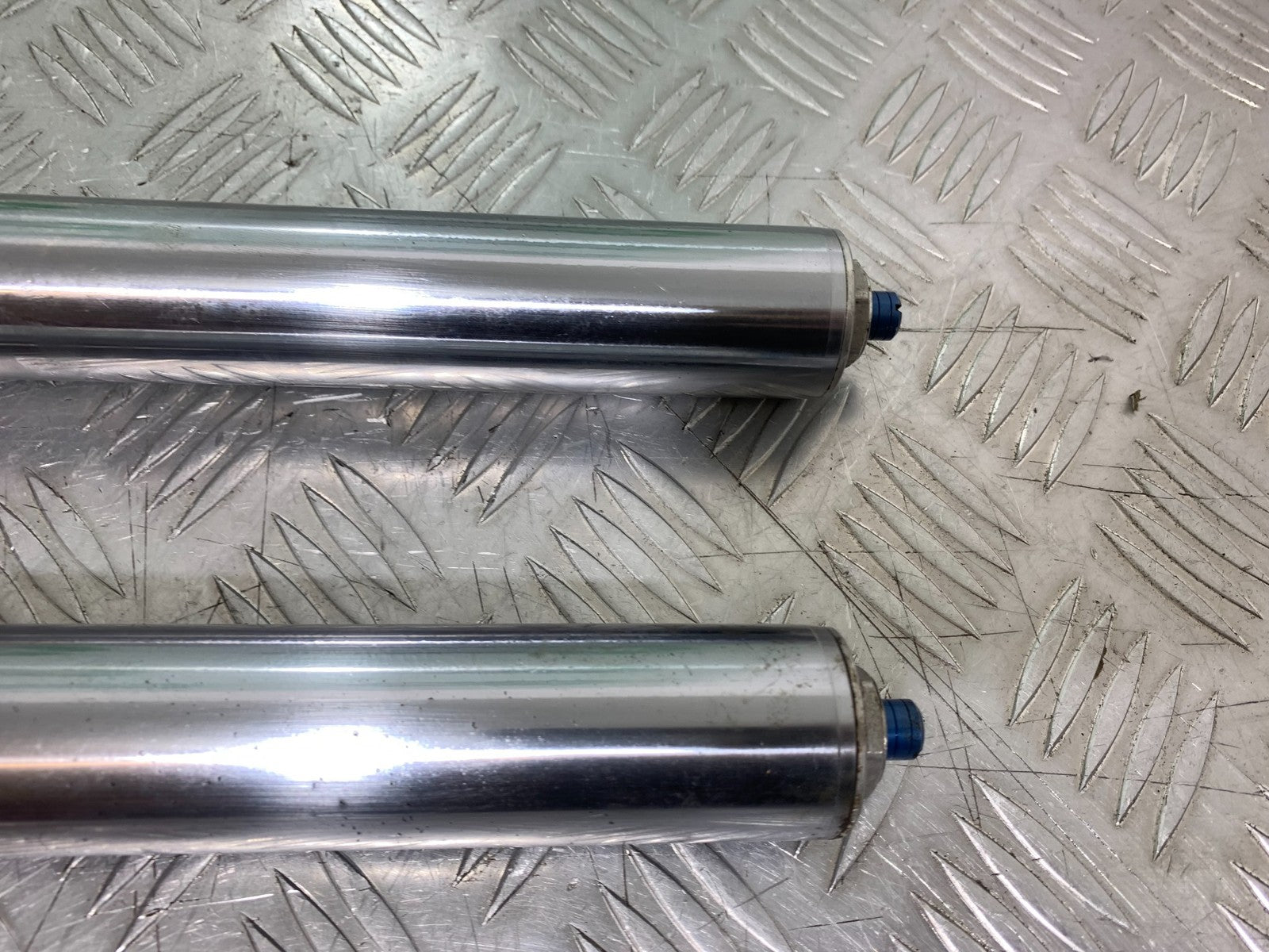 HONDA CBF600 CBF 600 FORKS YEAR 2004 -07 (CMB1247)