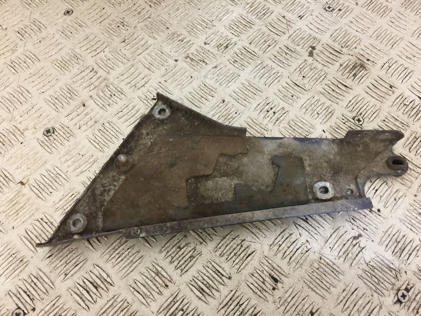 HONDA CB1 CB-1 CB 1 400 LEFT SEAT PANEL  YEAR 1989-1990 (STOCK 739)