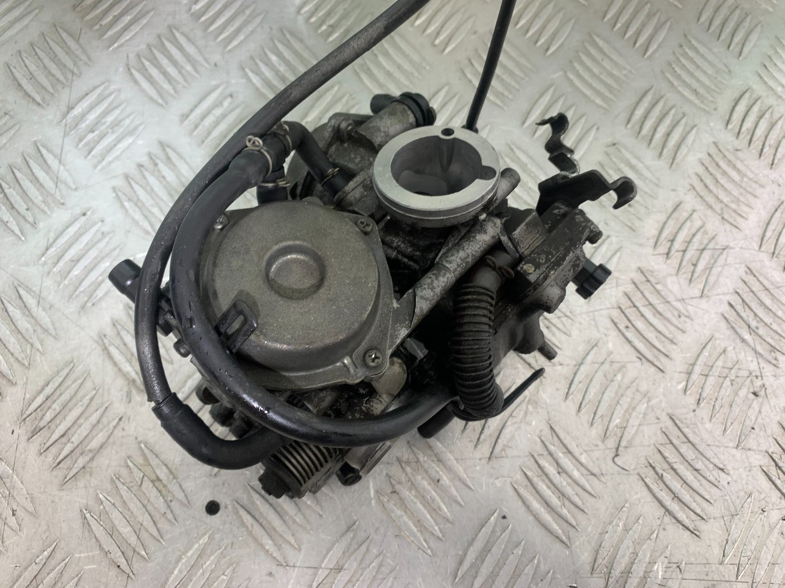 HONDA NTV 600 REVERE CARBS  YEAR 1988-1996  (CMB1281)