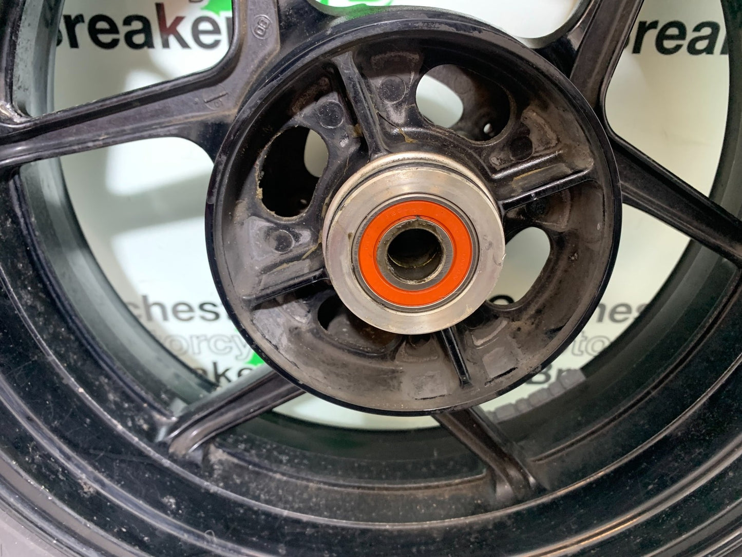 KAWASAKI ZX10R ZX10 R REAR WHEEL (NEW TYRE)  2008-2010 (CMB1301)