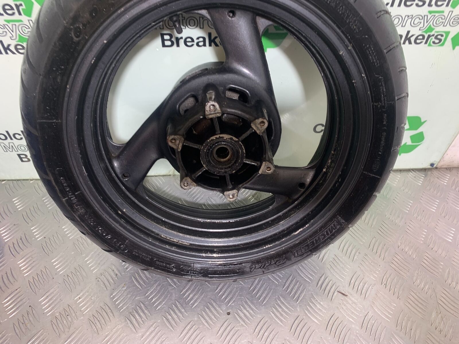 YAMAHA XJR1300 XJR 1300 REAR WHEEL  YEAR 1999-2003 (CMB1055)