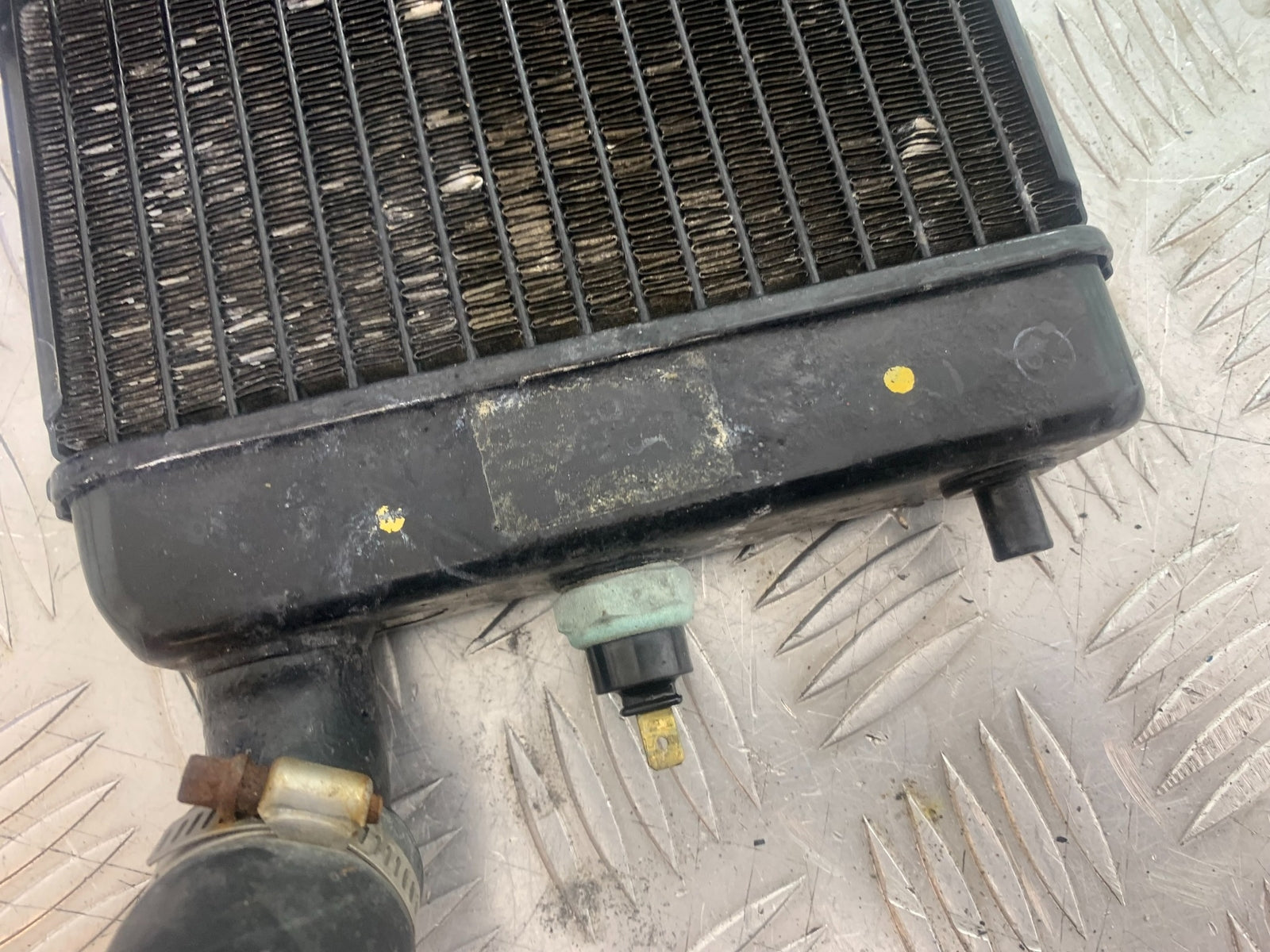HONDA VTX1300 S-6 RADIATOR  YEAR 2004-09 (CMB1159)