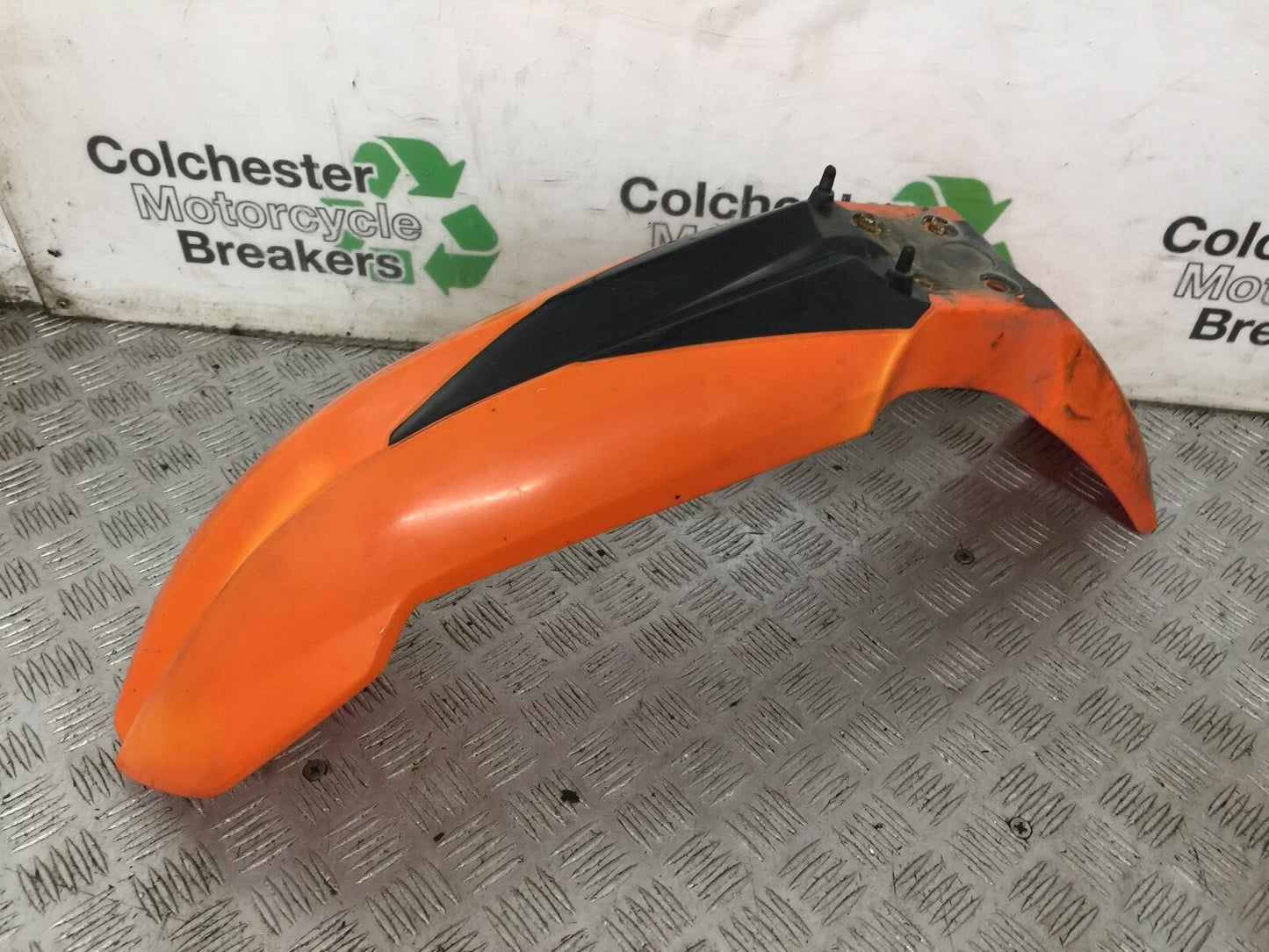 KTM400 KTM 400 LC4-E FRONT MUDGUARD  YEAR 2000 (STOCK 898)
