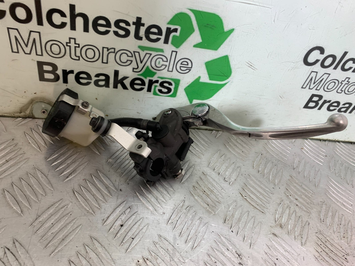 HONDA CBR1000 RR FRONT MASTER CYLINDER YEAR  2008-2011  (CMB1330)