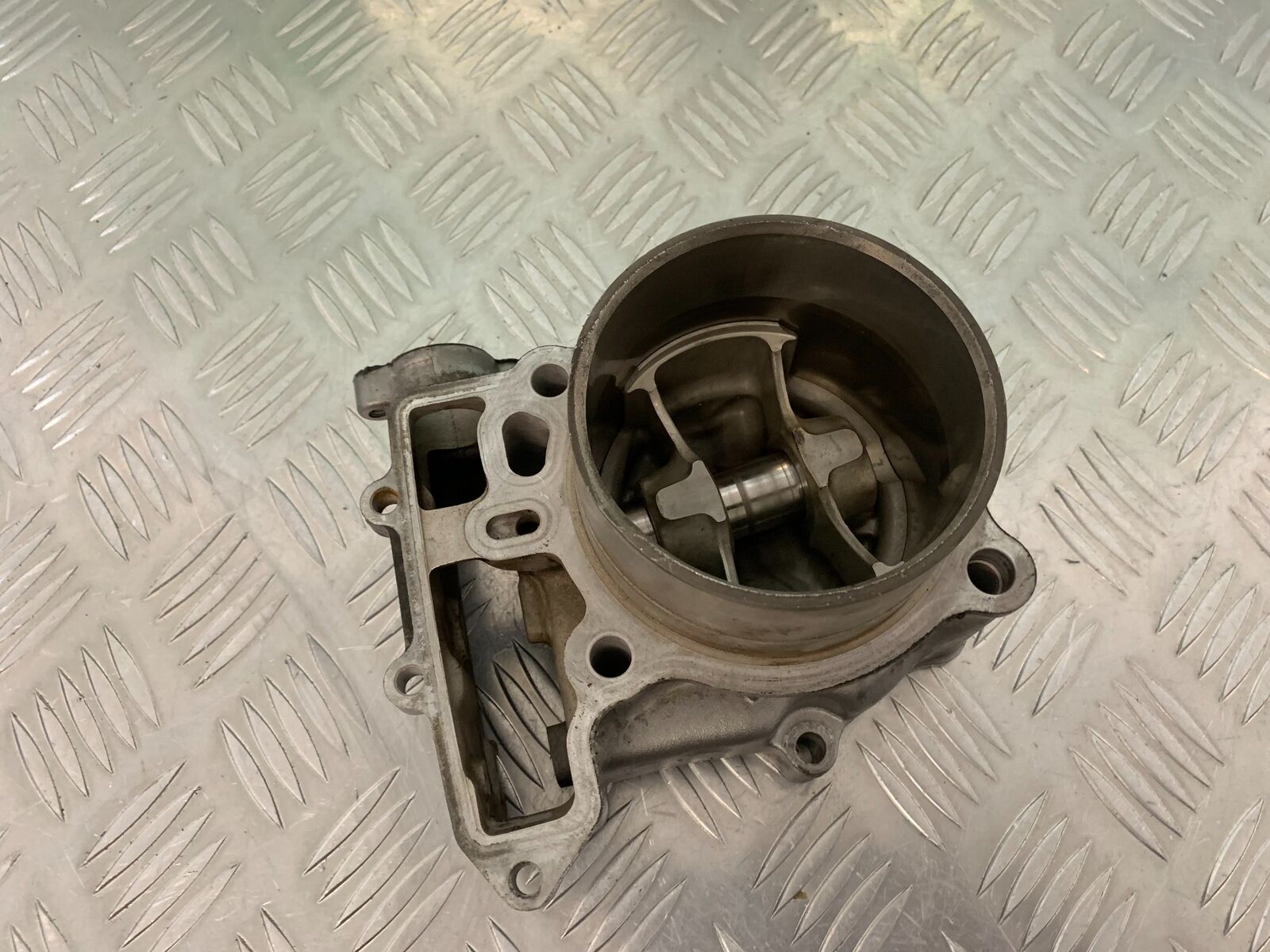 SUZUKI SV1000 SV 1000 K4 FRONT BARREL AND PISTON  YEAR 2004 (STOCK 990)