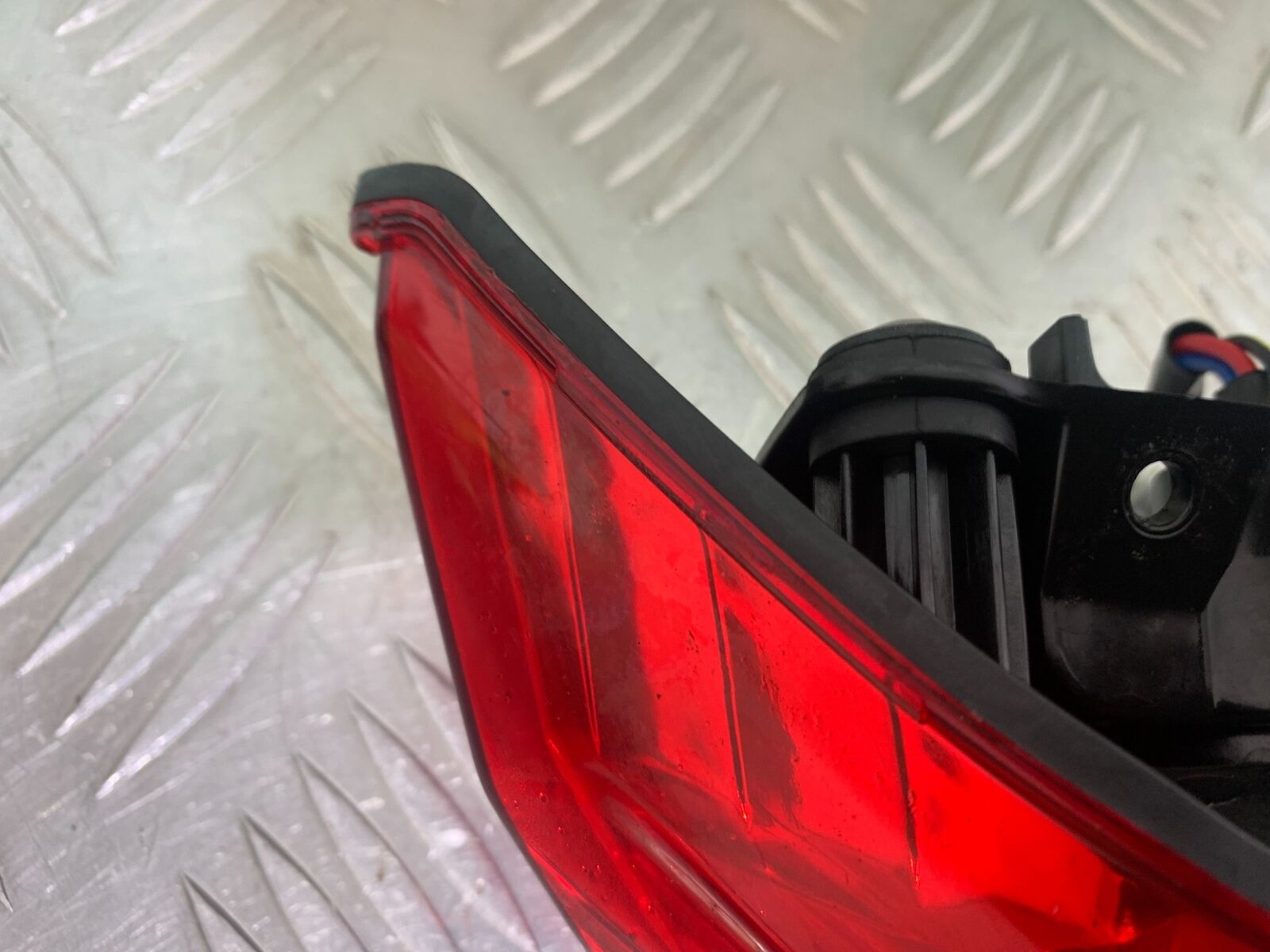 KAWASAKI Z300 ER300 REAR LIGHT  YEAR 2016-2018  (CMB1056)