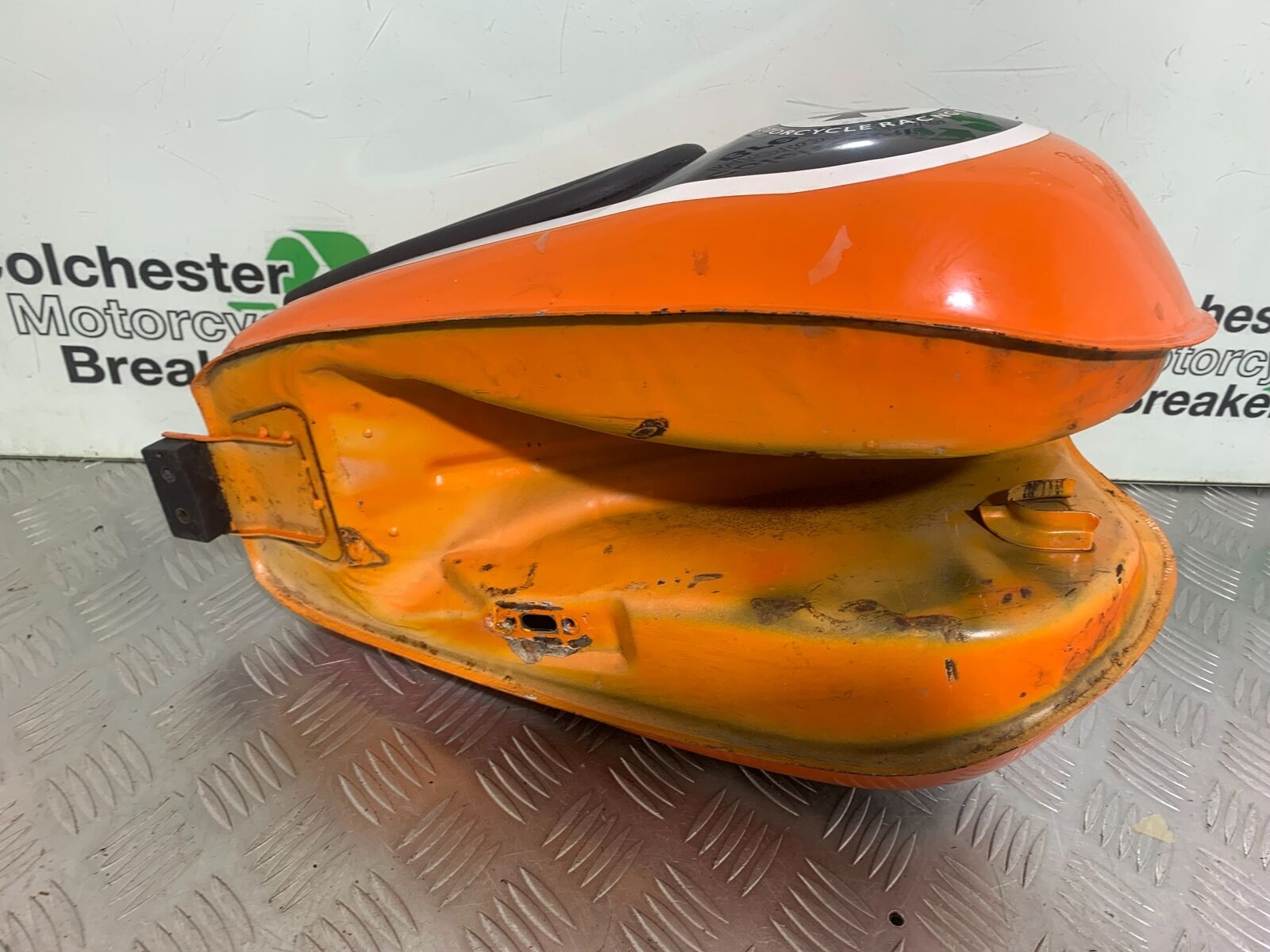 HERALD CLASSIC 125 PETROL TANK   YEAR 2014 (CMB1058)