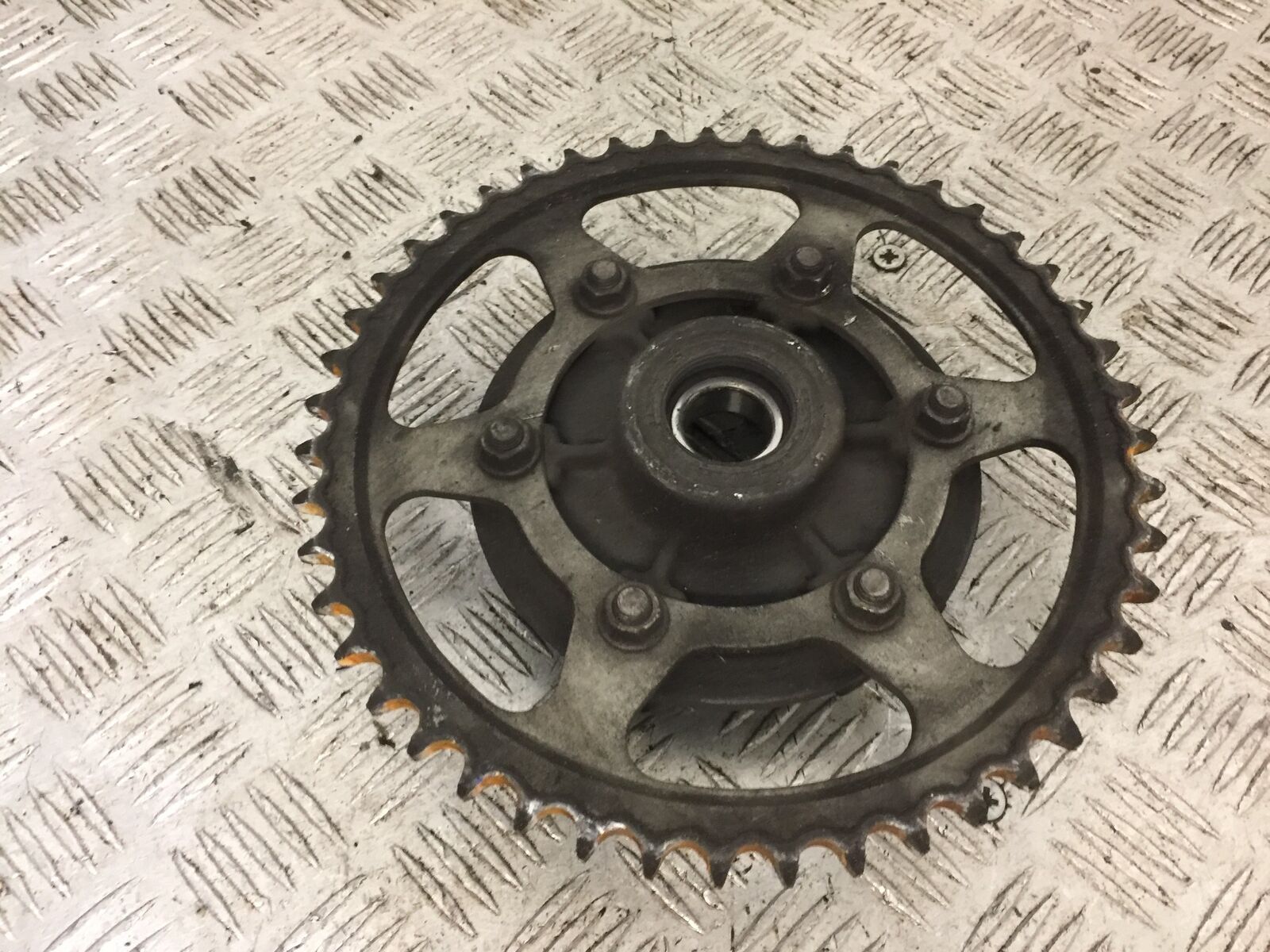 TRIUMPH 675 STREET TRIPLE SPROCKET CARRIER  YEAR 2016 (STOCK 812)