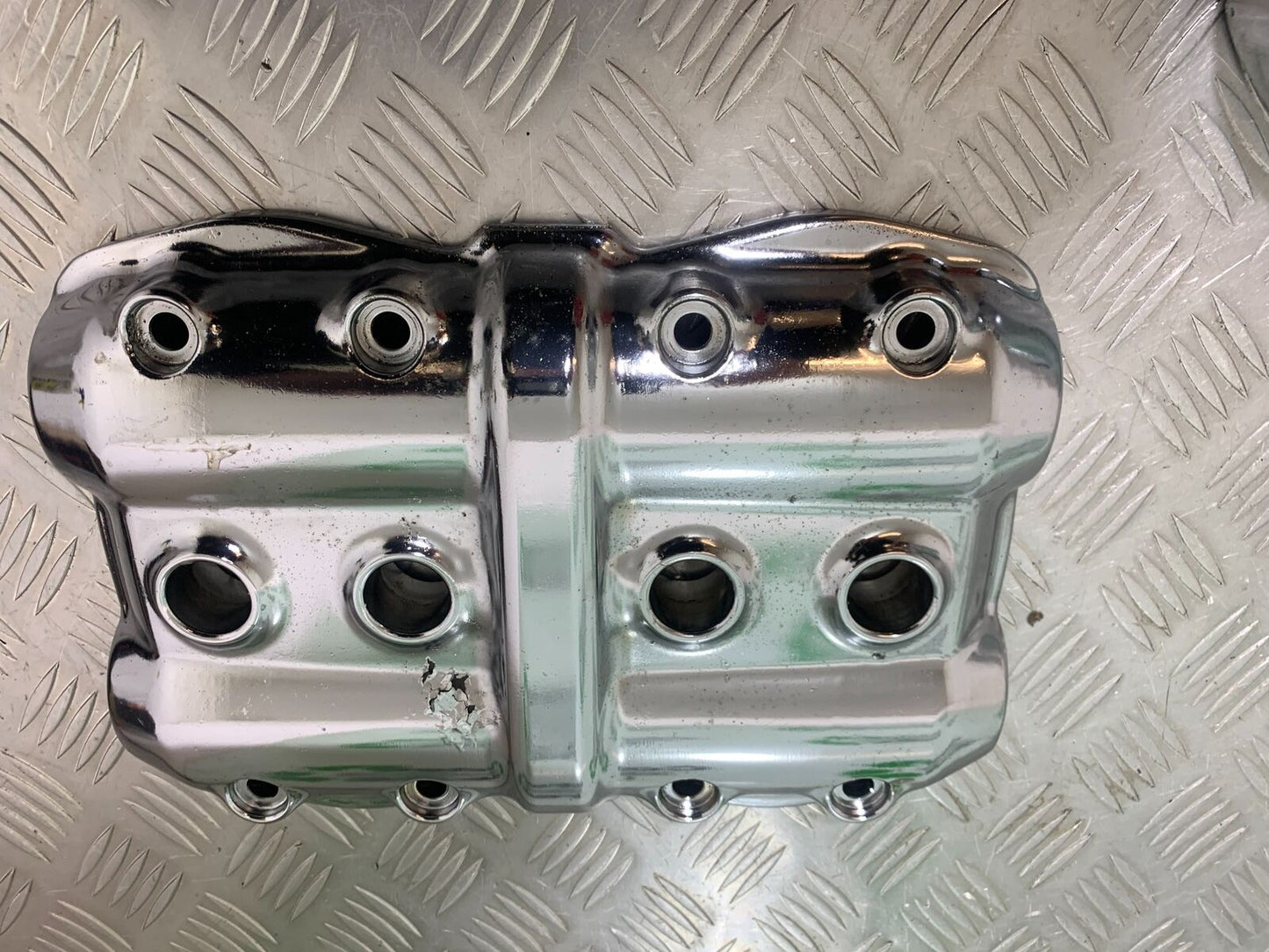 TRIUMPH THUNDERBIRD 1600 ROCKER COVER   YEAR 2011 (CMB1107)