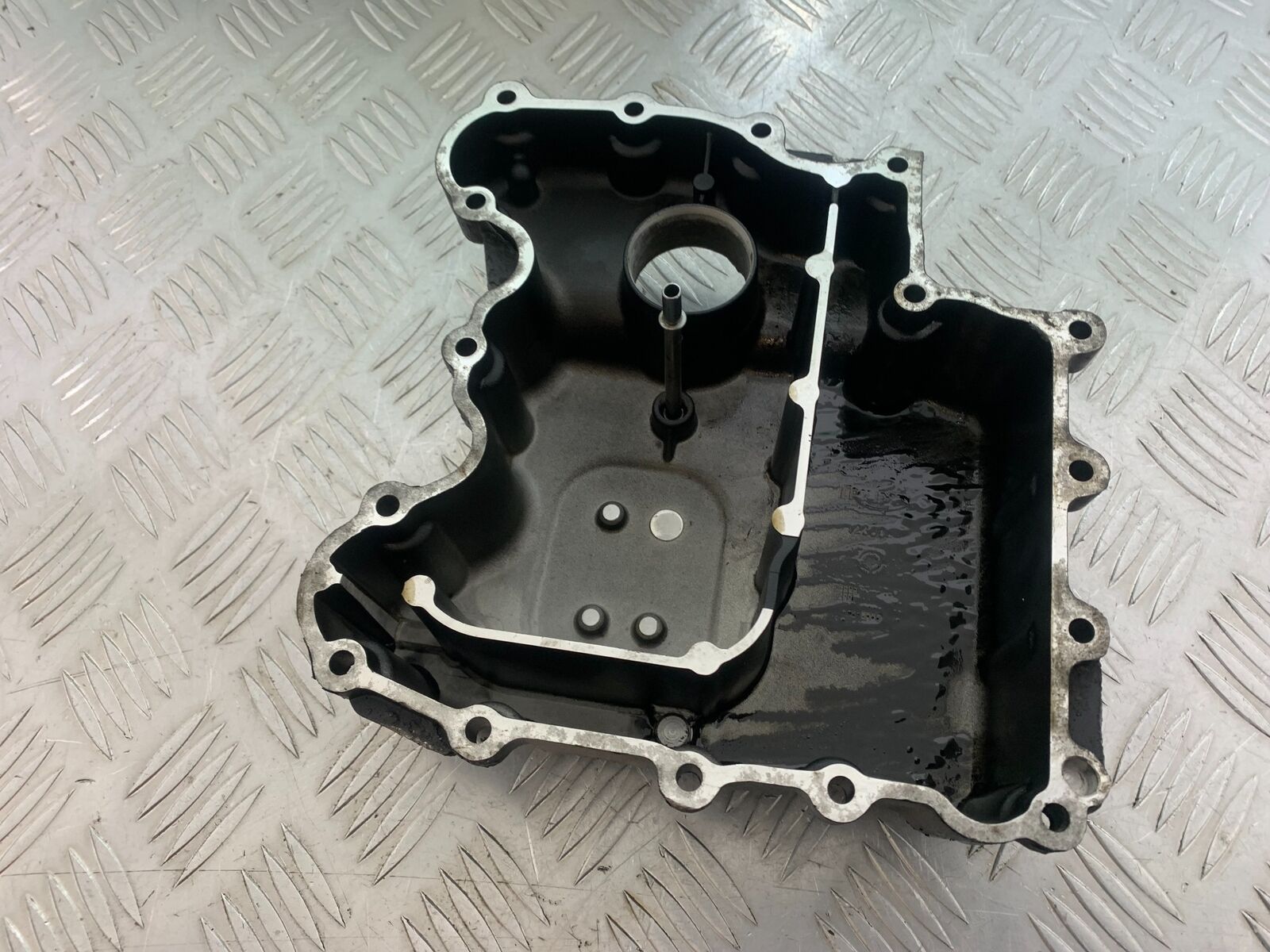 TRIUMPH THUNDERBIRD 1600 SUMP  YEAR 2011 (CMB1107)