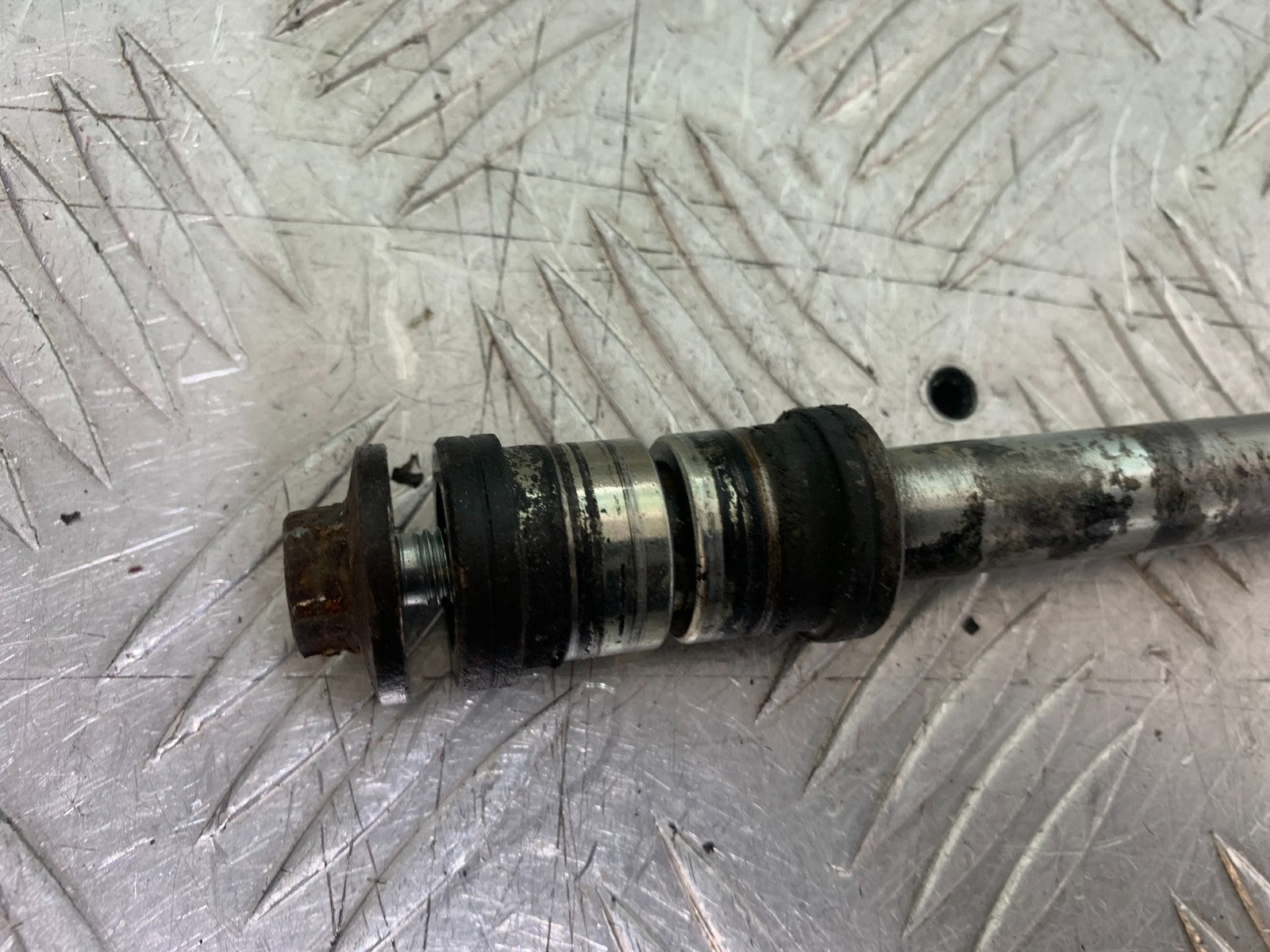 KTM DUKE 125 FRONT WHEEL SPINDLE  YEAR 2017-2022 (CMB1222)