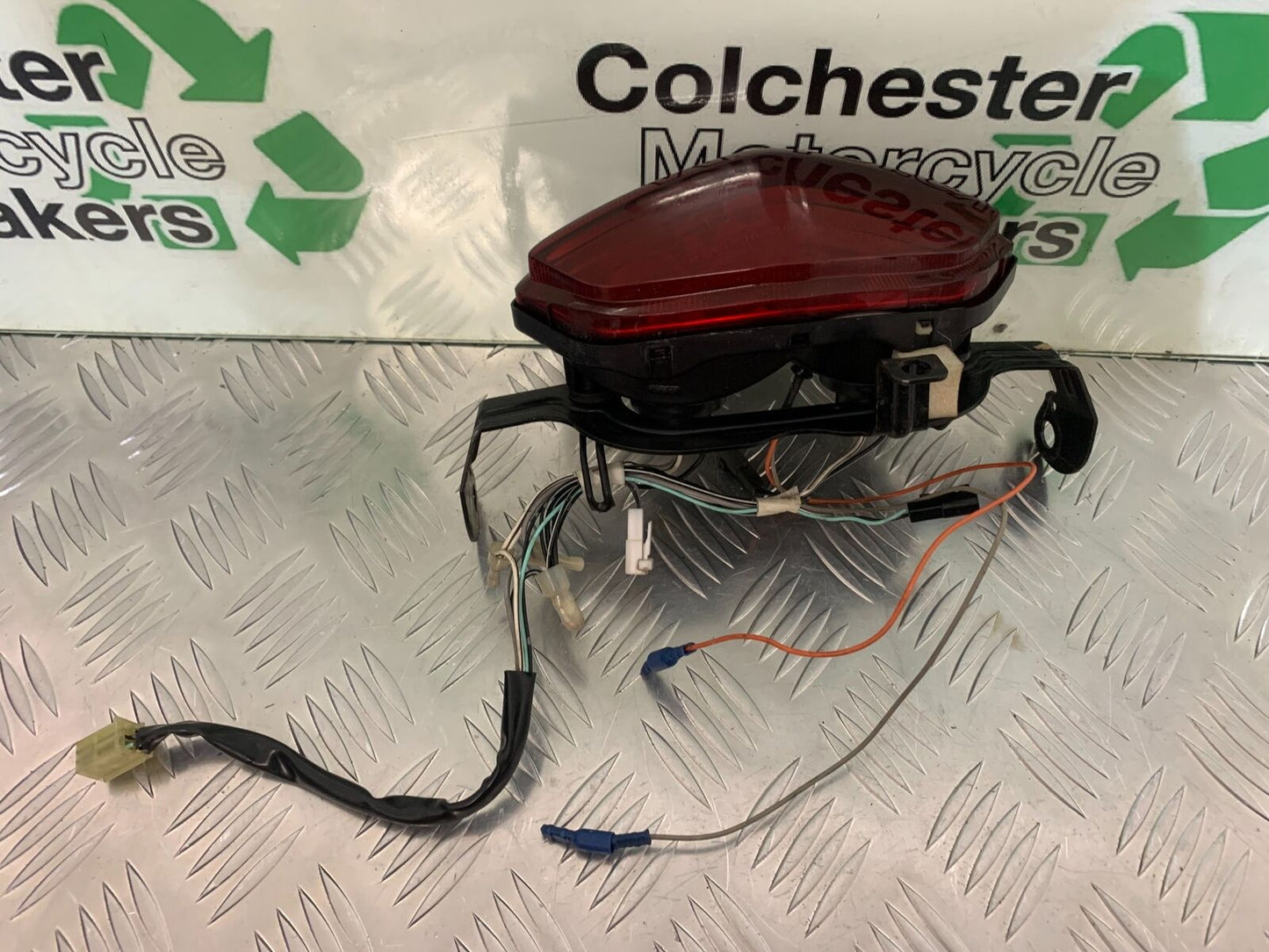 SUZUKI DL 650 V-STROM REAR LIGHT  YEAR 2006 2011 (STOCK 954)