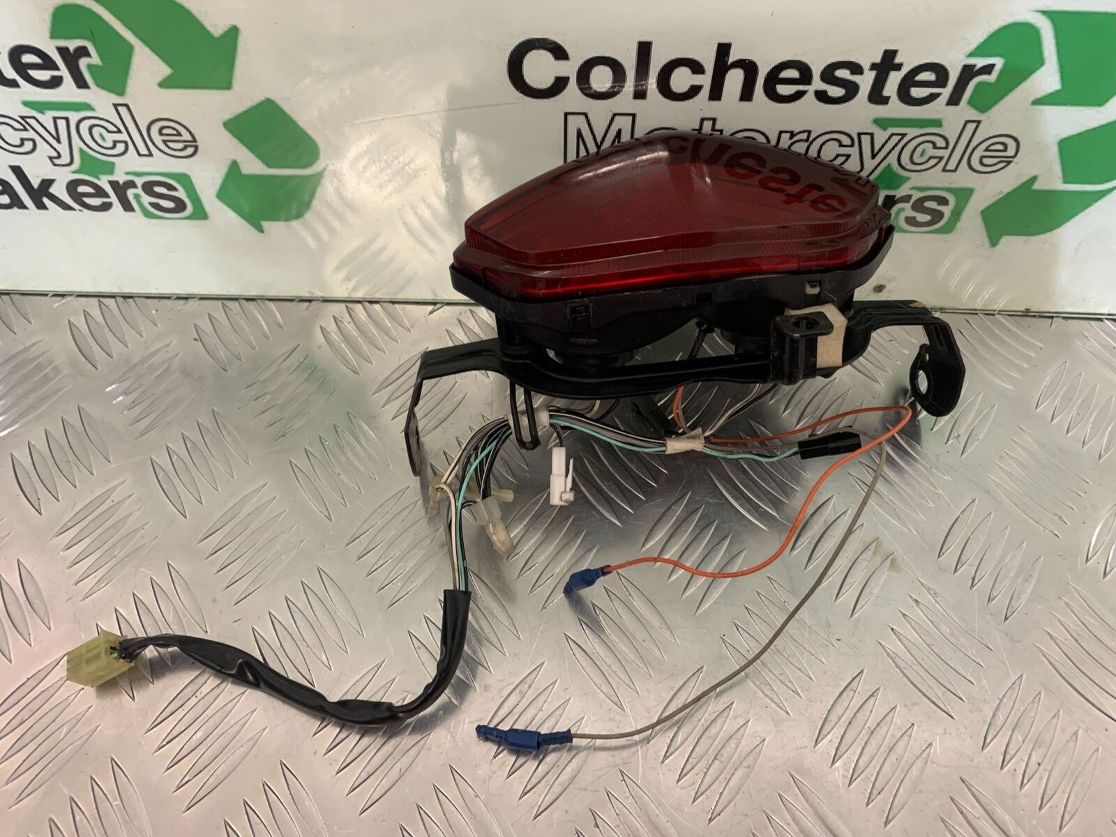 SUZUKI DL 650 V-STROM REAR LIGHT  YEAR 2006 2011 (STOCK 954)