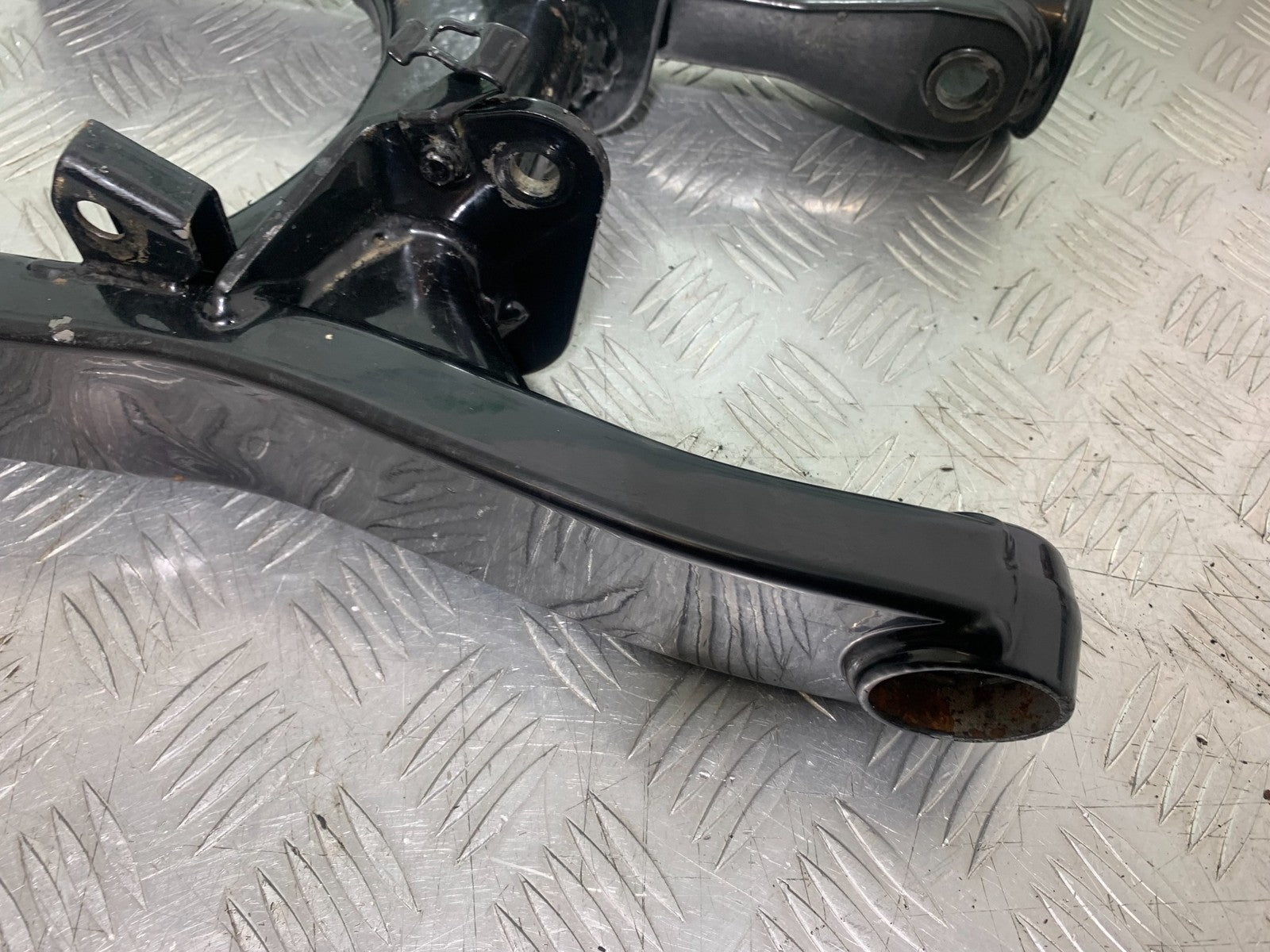 SUZUKI GSX1100 G GSX 1100 G SWINGARM 1991-1996 (CMB1283)