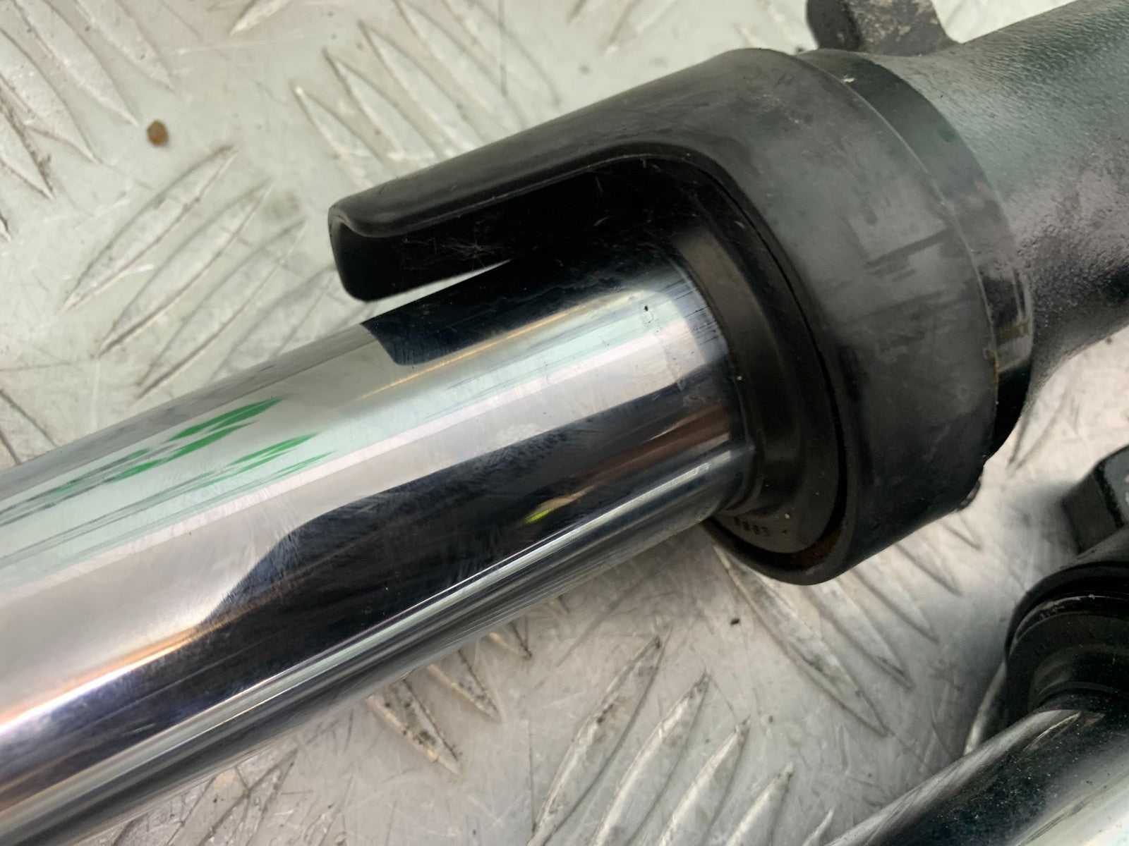 HONDA CBF600 CBF 600 FORKS  YEAR 2004-07  (CMB1305)