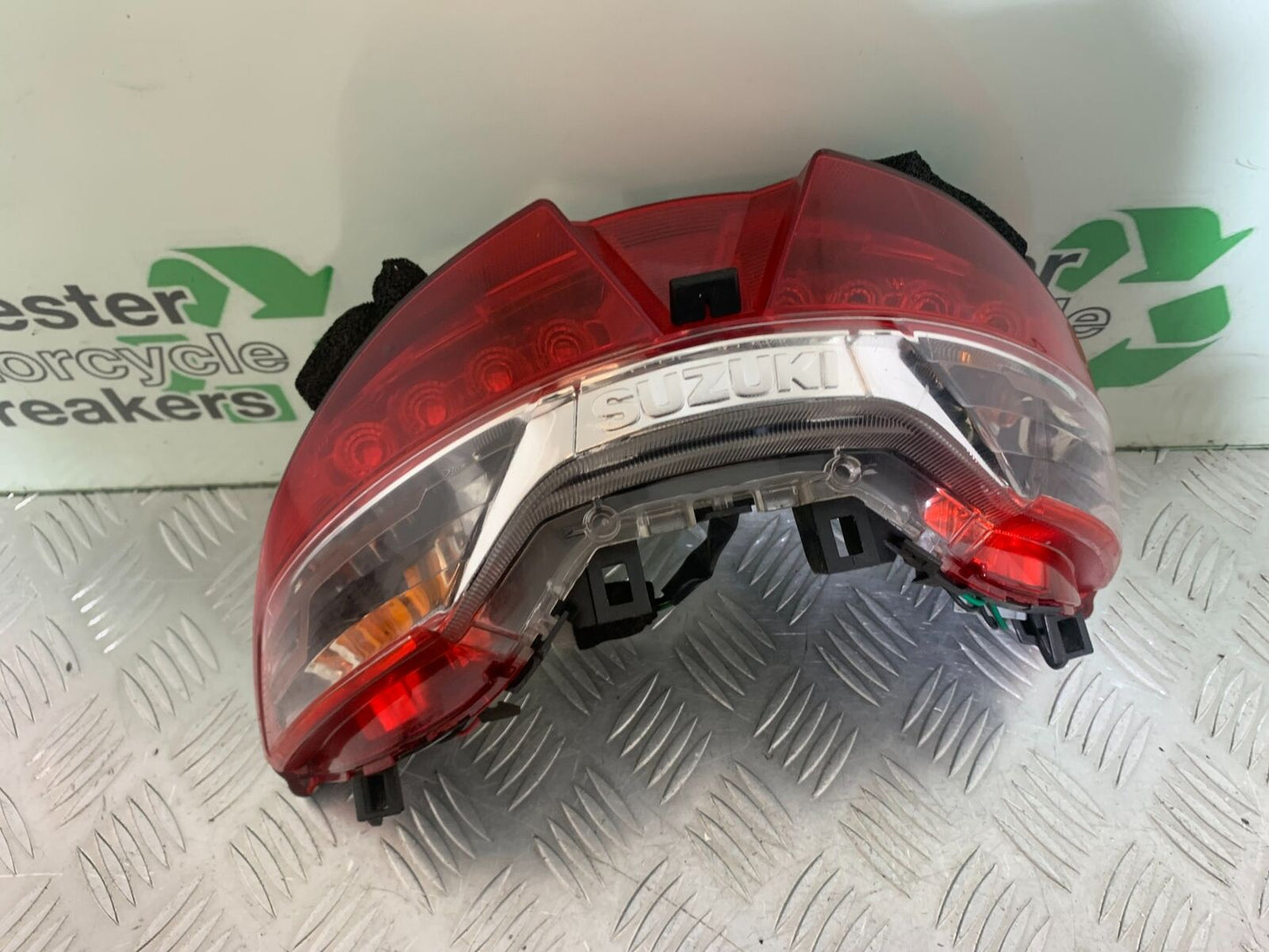 SUZUKI AN400 AN 400 BURGMAN REAR LIGHT YEAR 2017-2024 (CMB1118)