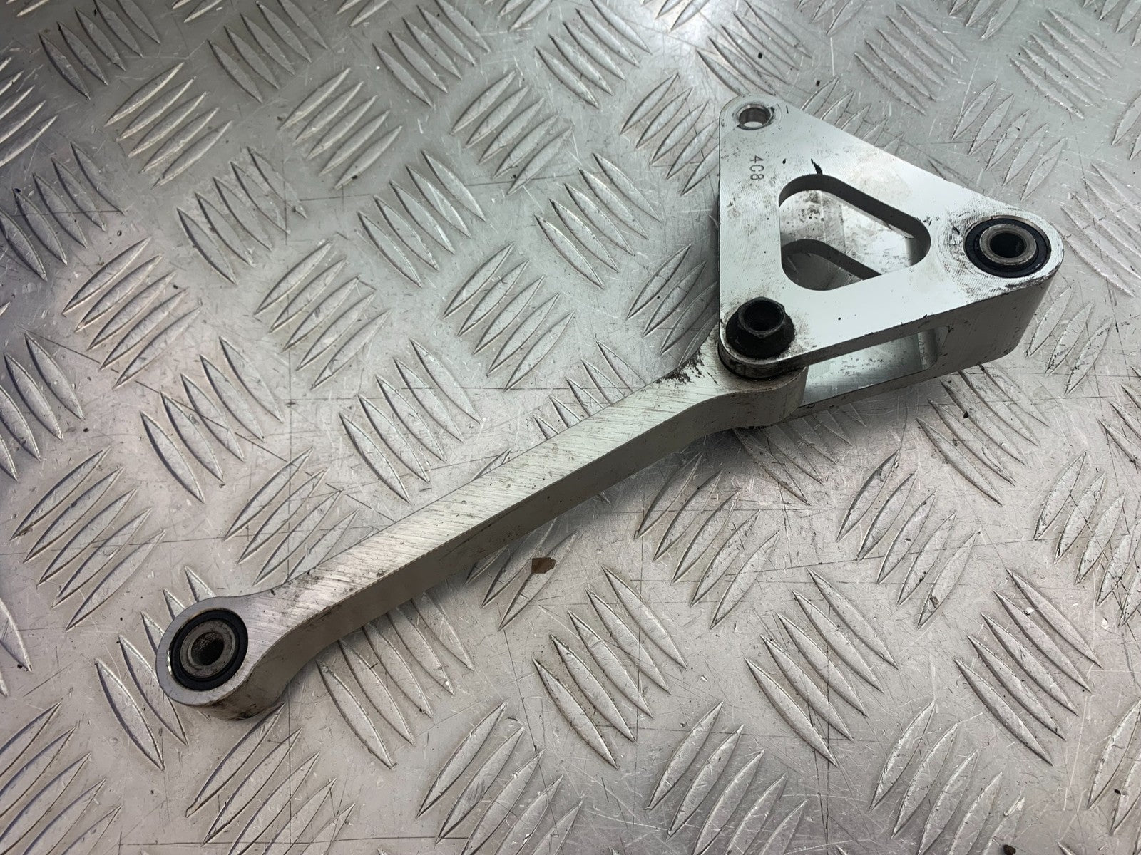 YAMAHA YZF R1 4C8 REAR SHOCK LINKAGE  YEAR 2007-2008 (CMB1237)