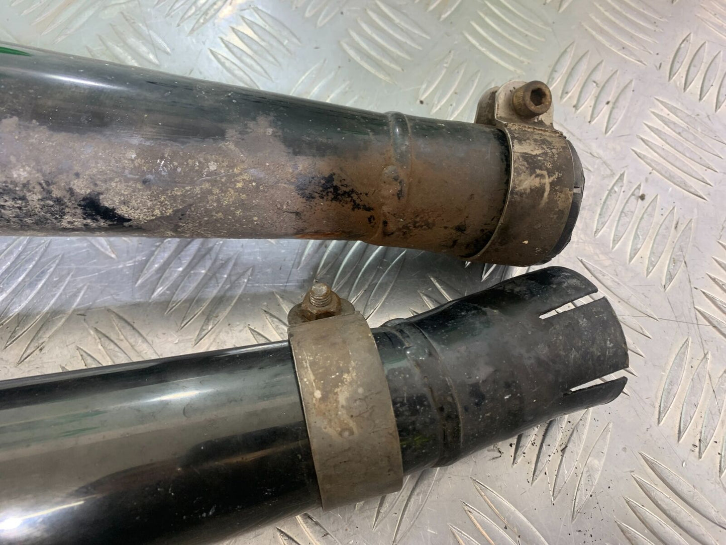YAMAHA FJ1100 FJ 1100 MOTAD N-ETA SILENCERS YEAR 1984-1985 (CMB1101)