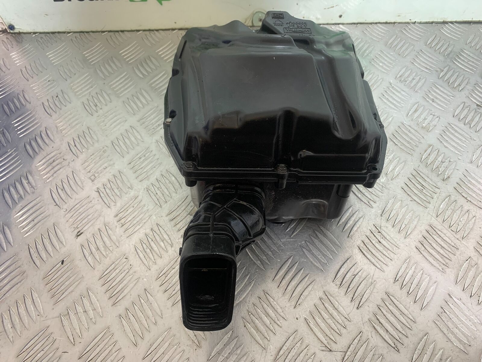 TRIUMPH TIGER 800 AIRBOX  YEAR 2011-2014 (CMB1113)