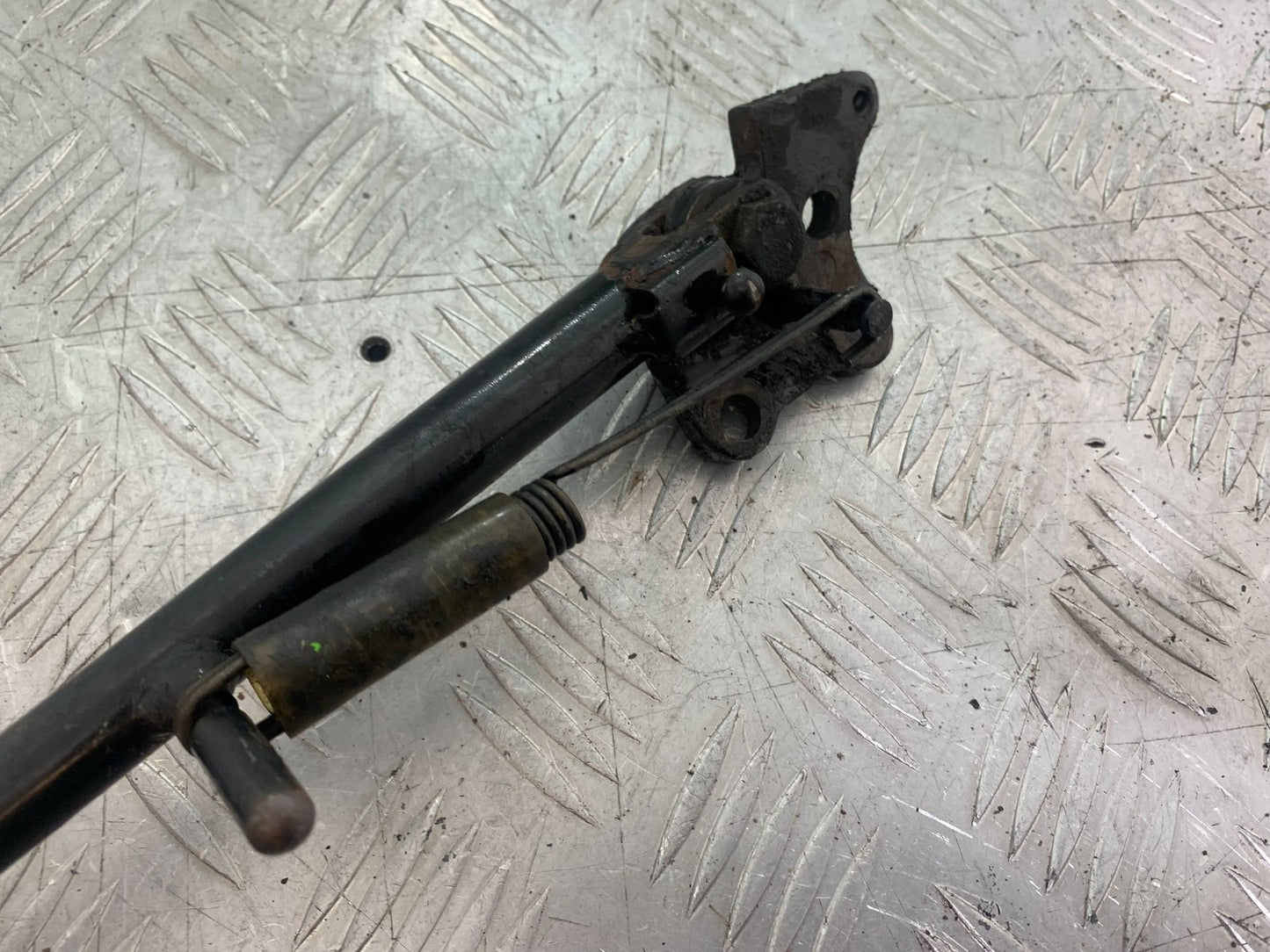 KAWASAKI ZX9R ZX9 C SIDE STAND AND BRACKET  YEAR 1998-99 (CMB1213)