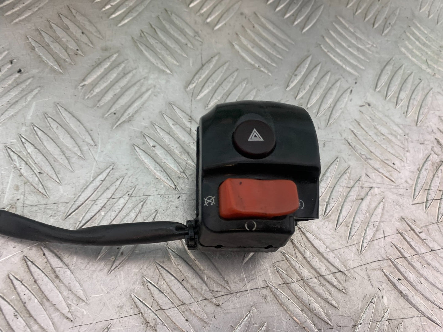 APRILIA 650 PAGASO STRADA RIGHT SWITCH GEAR   YEAR 2005-2010 (CMB1260)