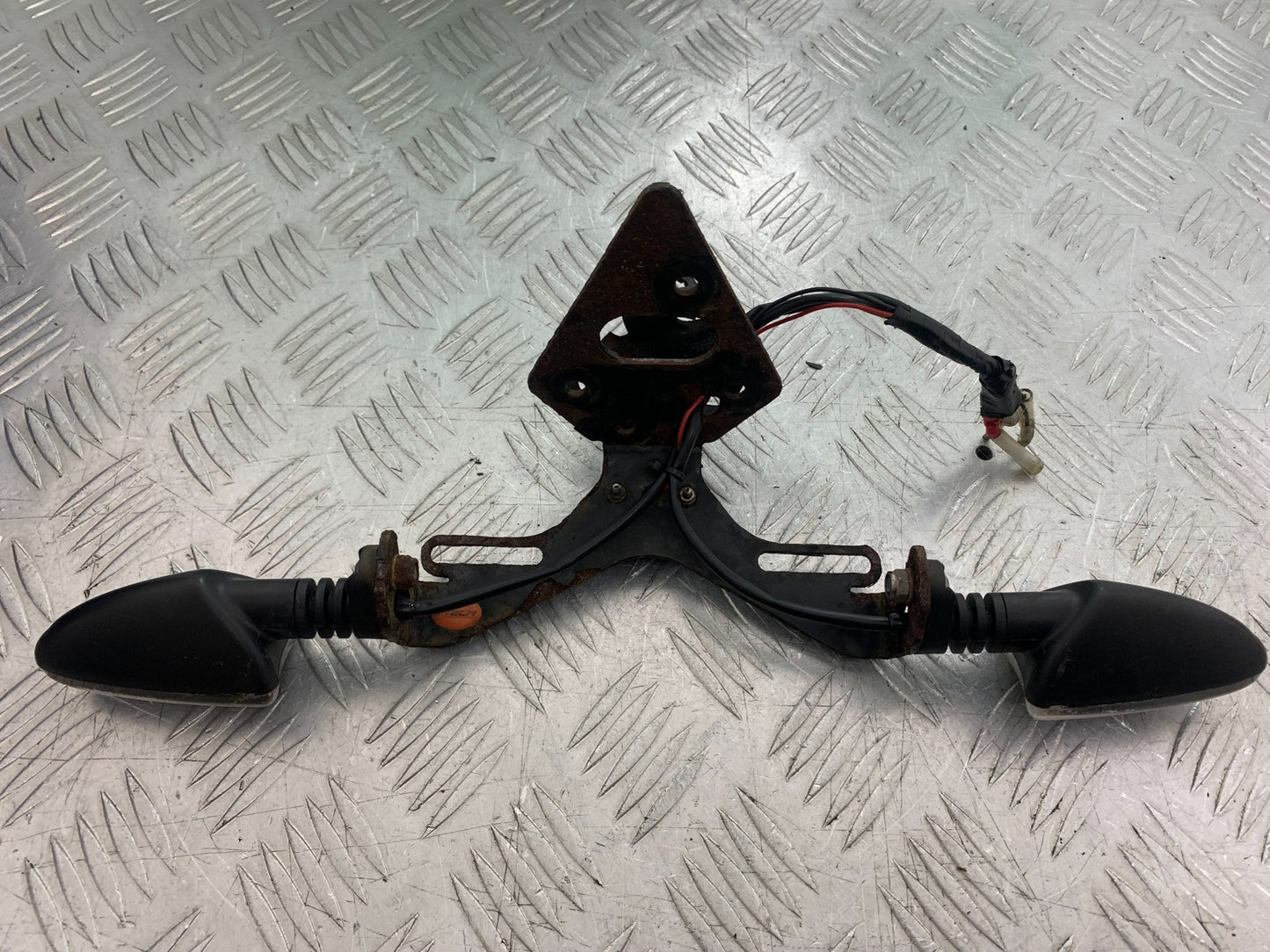 TRIUMPH 675 STREET TRIPLE RX TAIL TIDY AND INDICATORS   2015- 2017 (CMB1299)