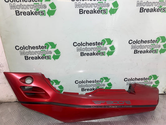 SUZUKI RF900 RF 900 LEFT SEAT PANEL YEAR 1994-1999 CMB1326