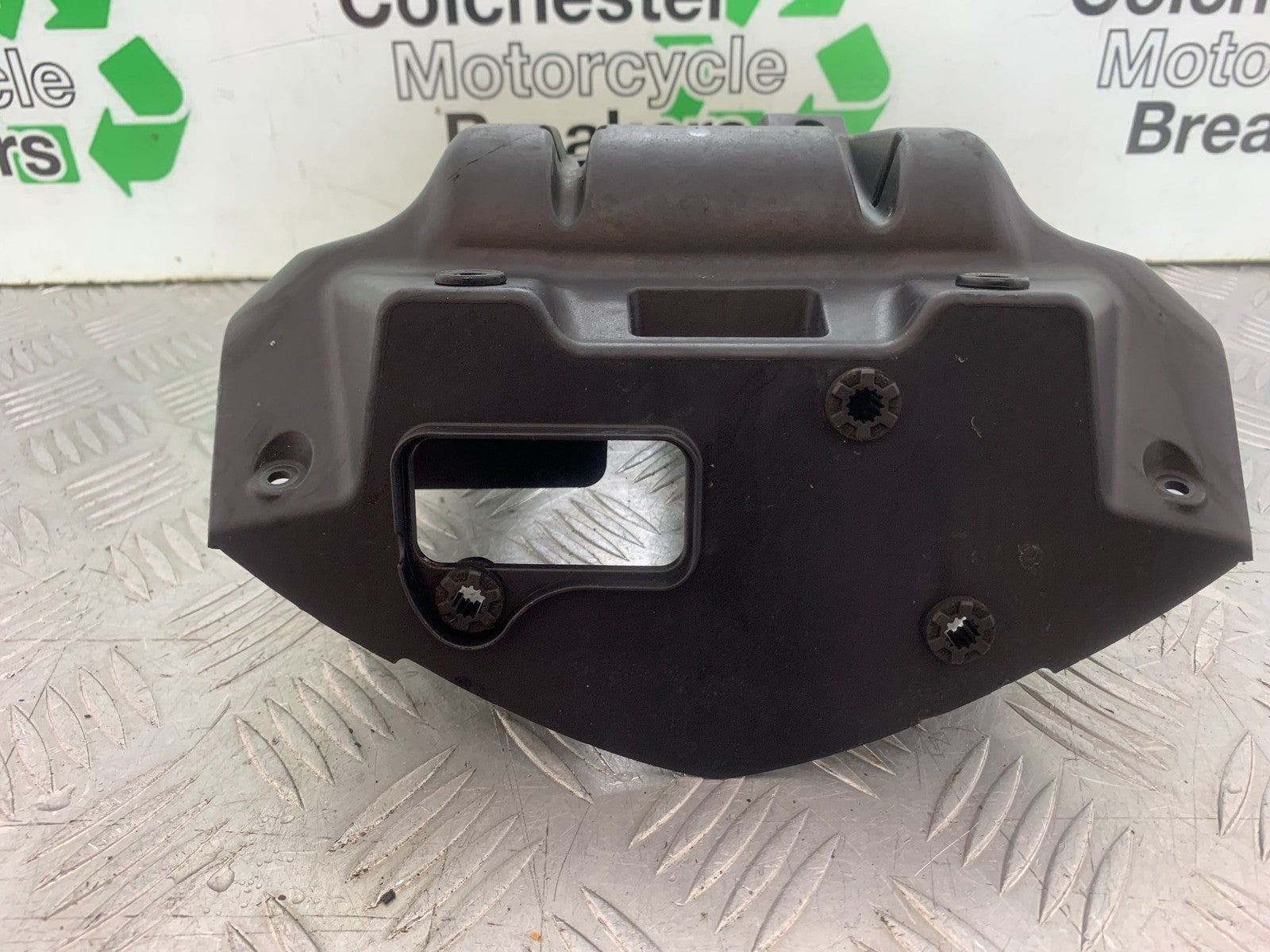 KTM 690 DUKE R LC4 HEADLIGHT BACKING INFILL YEAR 2012-2015  (CMB1180)