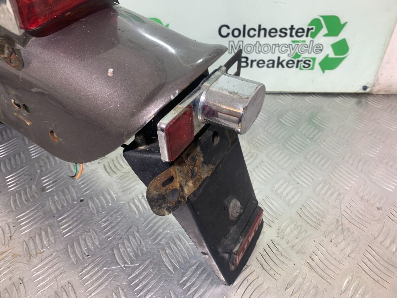 HERALD CLASSIC 125 REAR MUDGUARD AND LIGHT  YEAR 2014 (CMB1058)