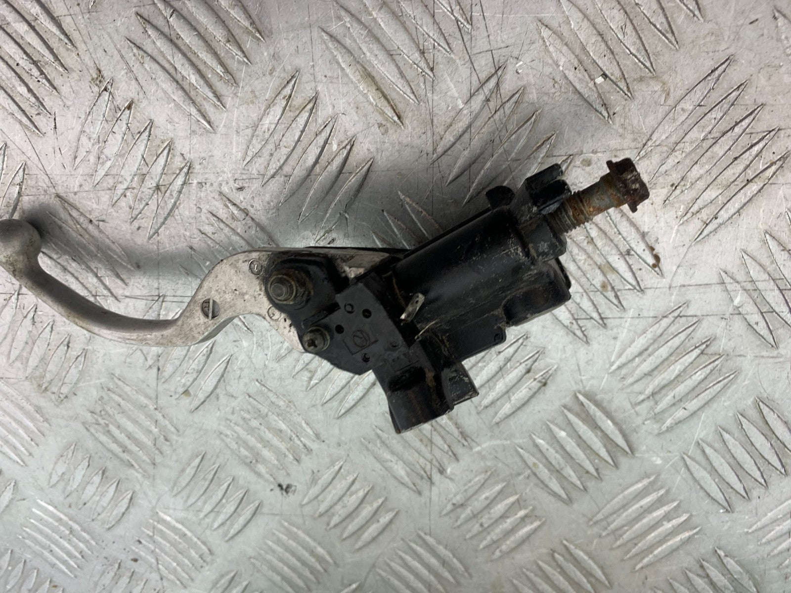 KAWASAKI KLR250 KLR 250 FRONT MASTER CYLINDER    YEAR 1984-2001 (CMB1225)