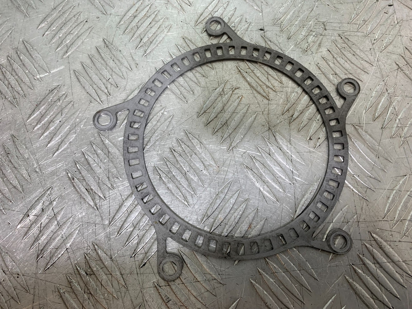 TRIUMPH TRIDENT 660 FRONT ABS RING GEAR   YEAR 2021-2024 (CMB1295)