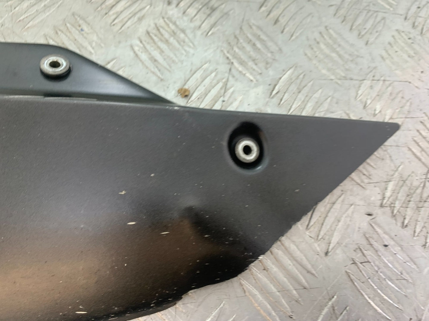 KAWASAKI ZX10R ZX10 R EXHAUST SHIELD  2008-2010 (CMB1206)