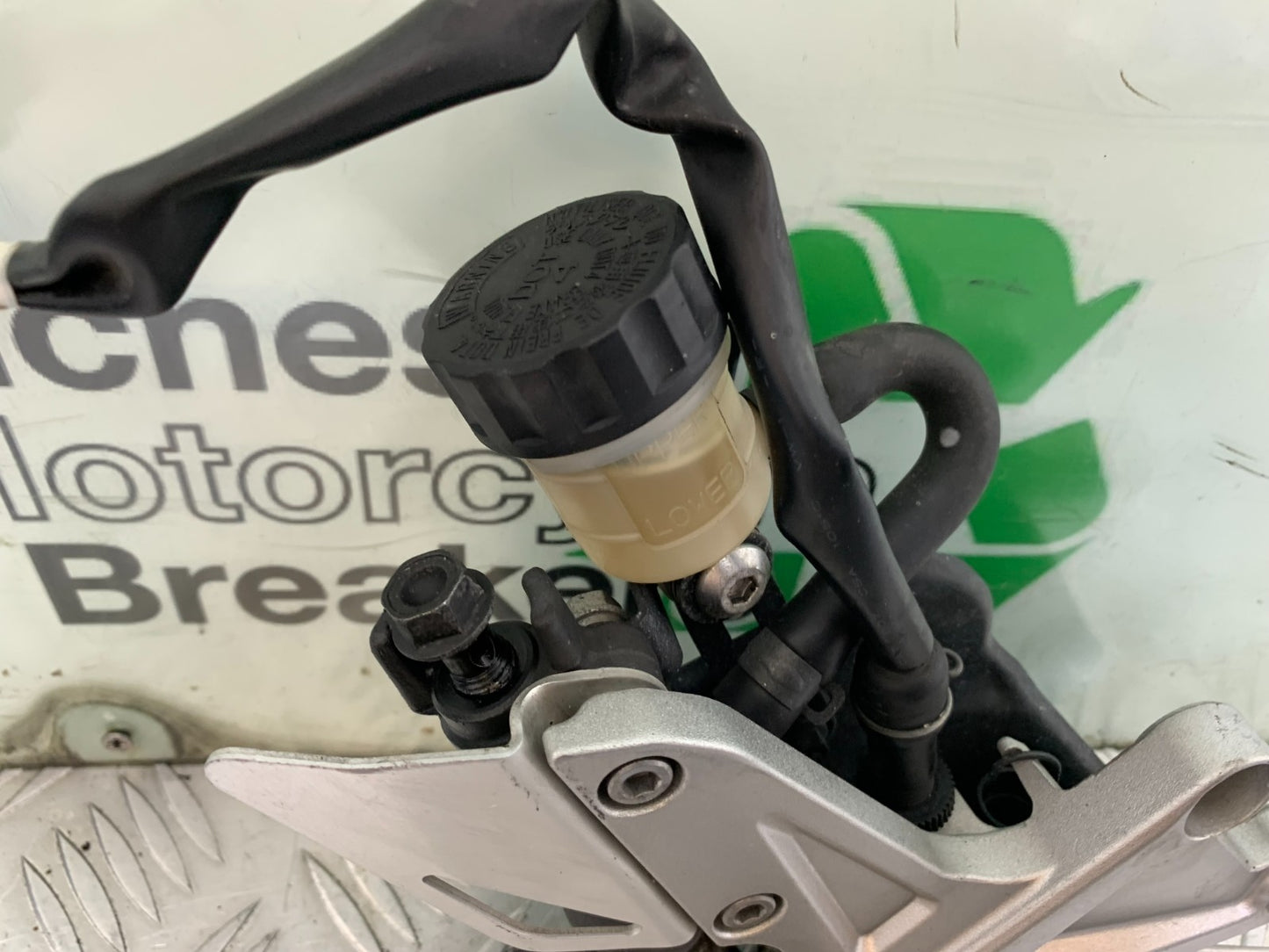 HONDA CBR1000 RR FRONT RIGHT HANGER  YEAR 2008-2011 (CMB1330)
