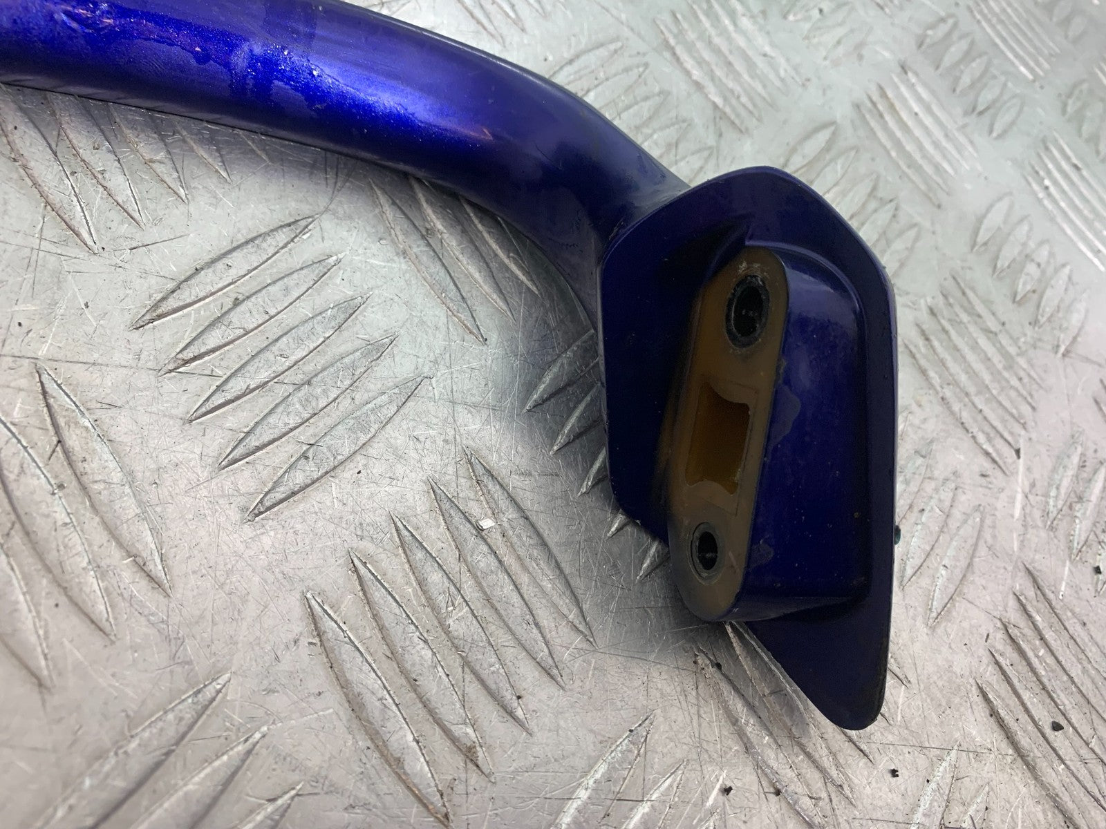 SUZUKI GSF600 GSF 600 BANDIT GRAB RAIL  2000-2004 (CMB1269)
