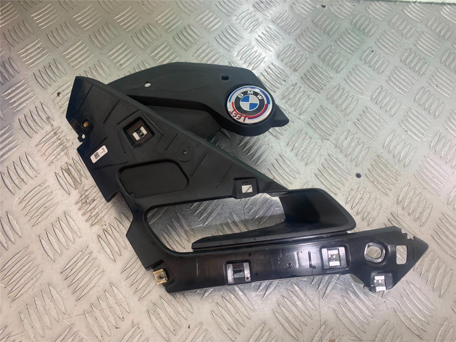 BMW M1000 R LEFT FAIRING PANEL  YEAR 2023-2024 (CMB1140)