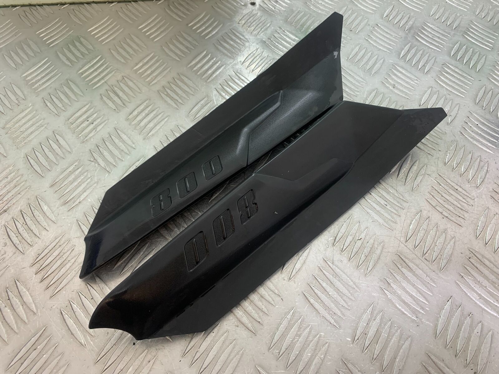 TRIUMPH TIGER 800 FRONT MUDGUARD INFILLS  YEAR 2011-2014 (CMB1113)