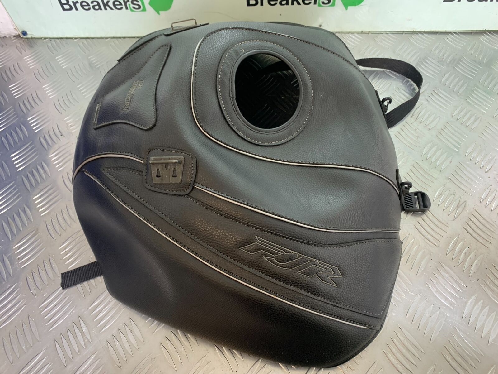 YAMAHA FJR1300 FJR 1300 BAGSTER TANK BAG  YEAR 2001-05 (CMB1005)