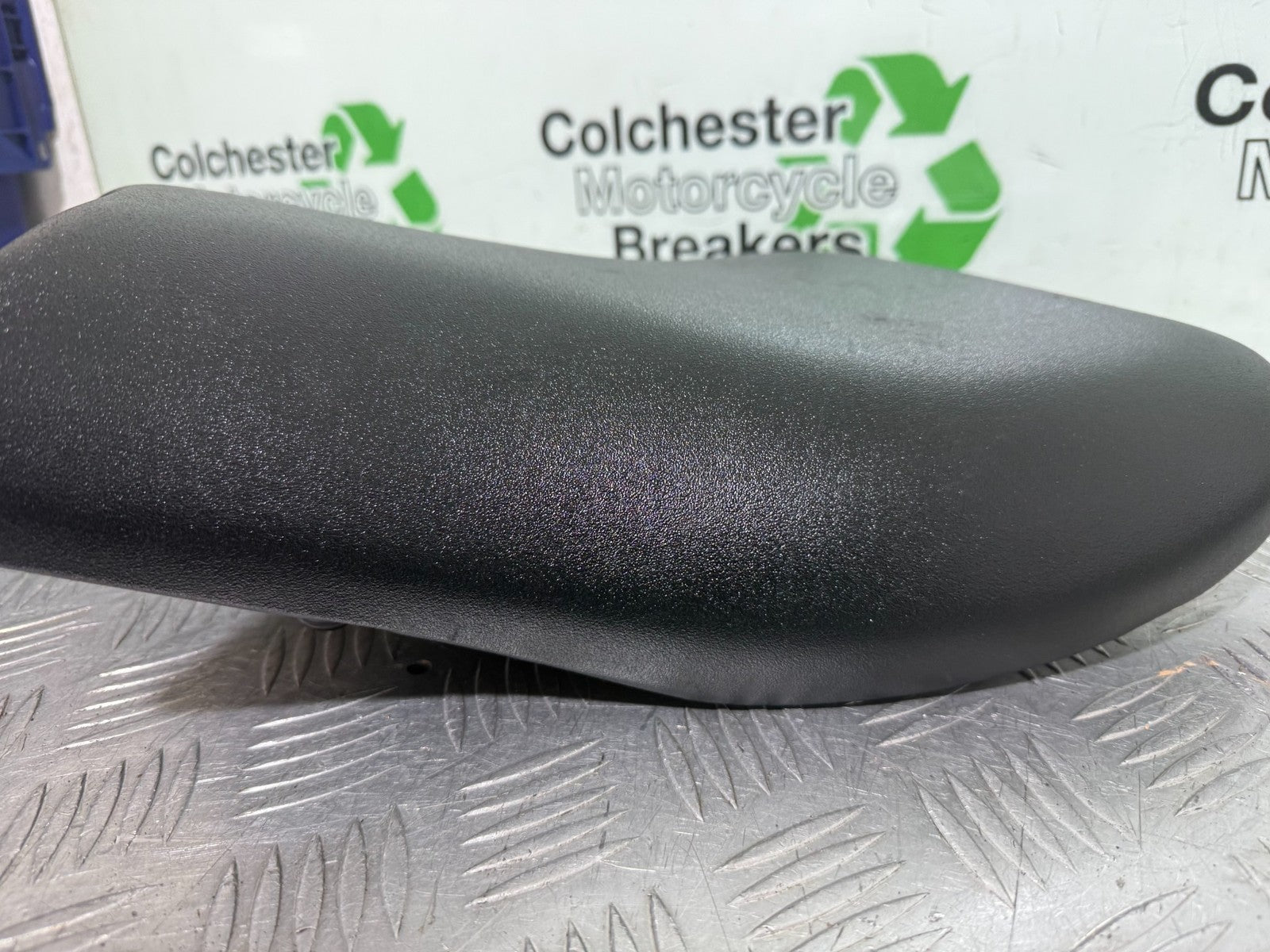 SUZUKI GSXR1300 GSXR 1300 HAYABUSA GEN 2 FRONT SEAT YEAR 2008 - 2015