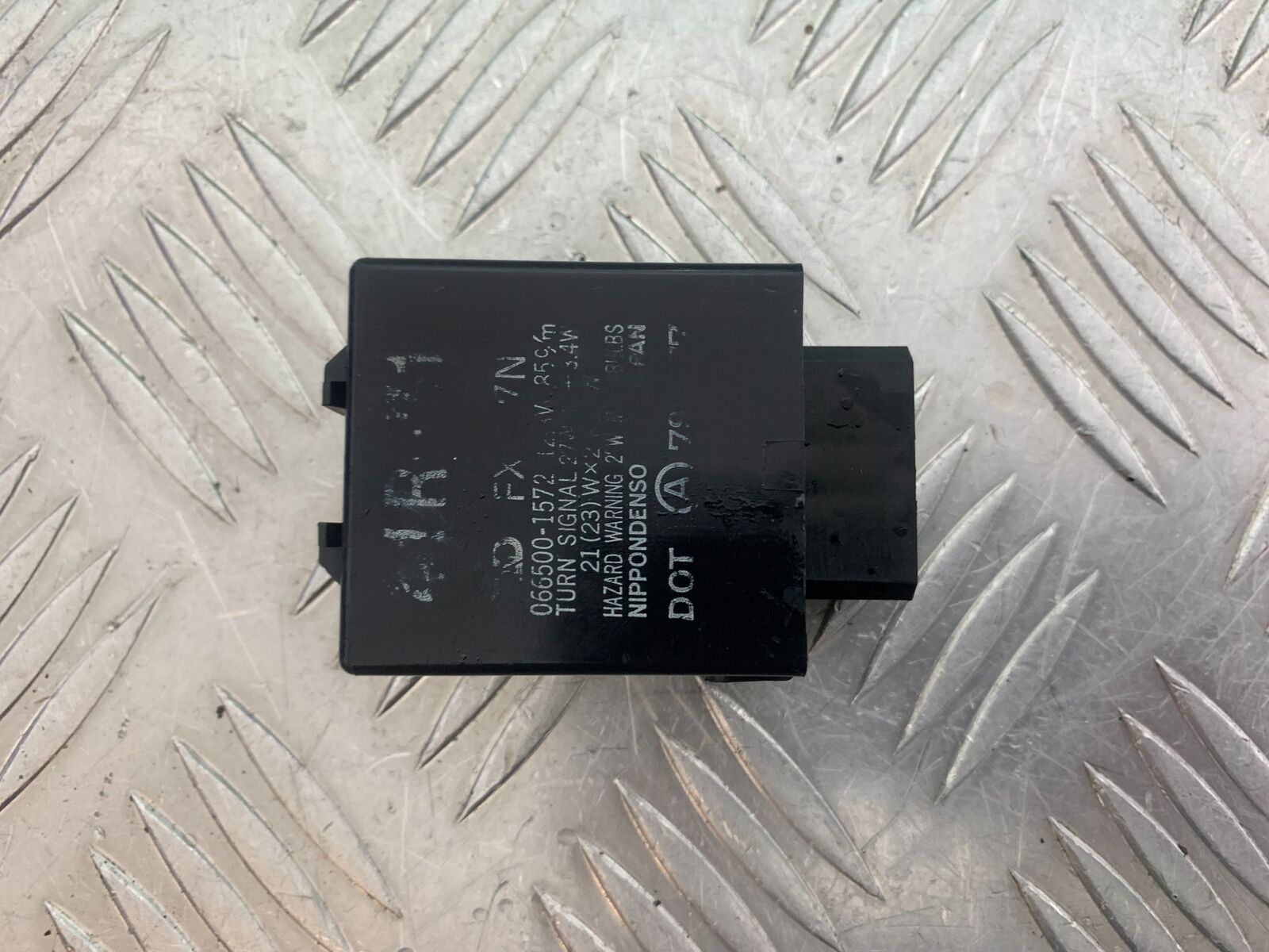 YAMAHA XV535 XV 535 VIRAGO MAIN RELAY YEAR 1994-02 (CMB1044)