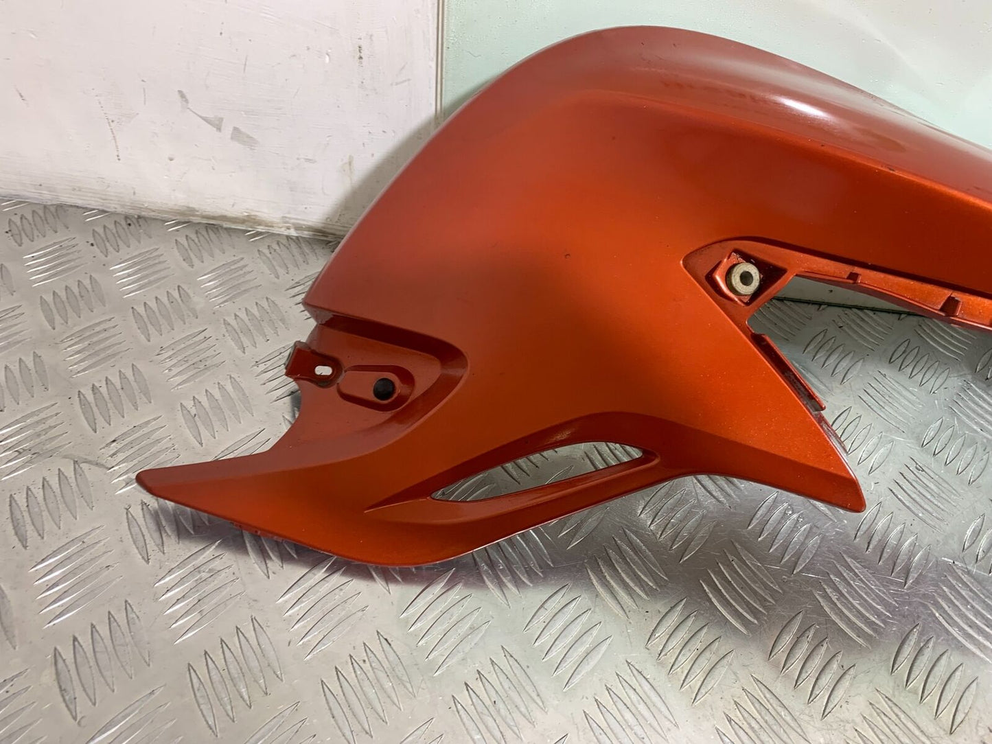 BMW F800 GT RIGHT FAIRING PANEL YEAR 2013-2017 (CMB1031)