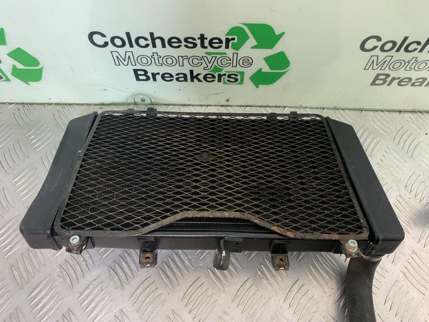 KAWASAKI Z750 Z 750 RADIATOR   YEAR 2004-2006  (CMB1104)