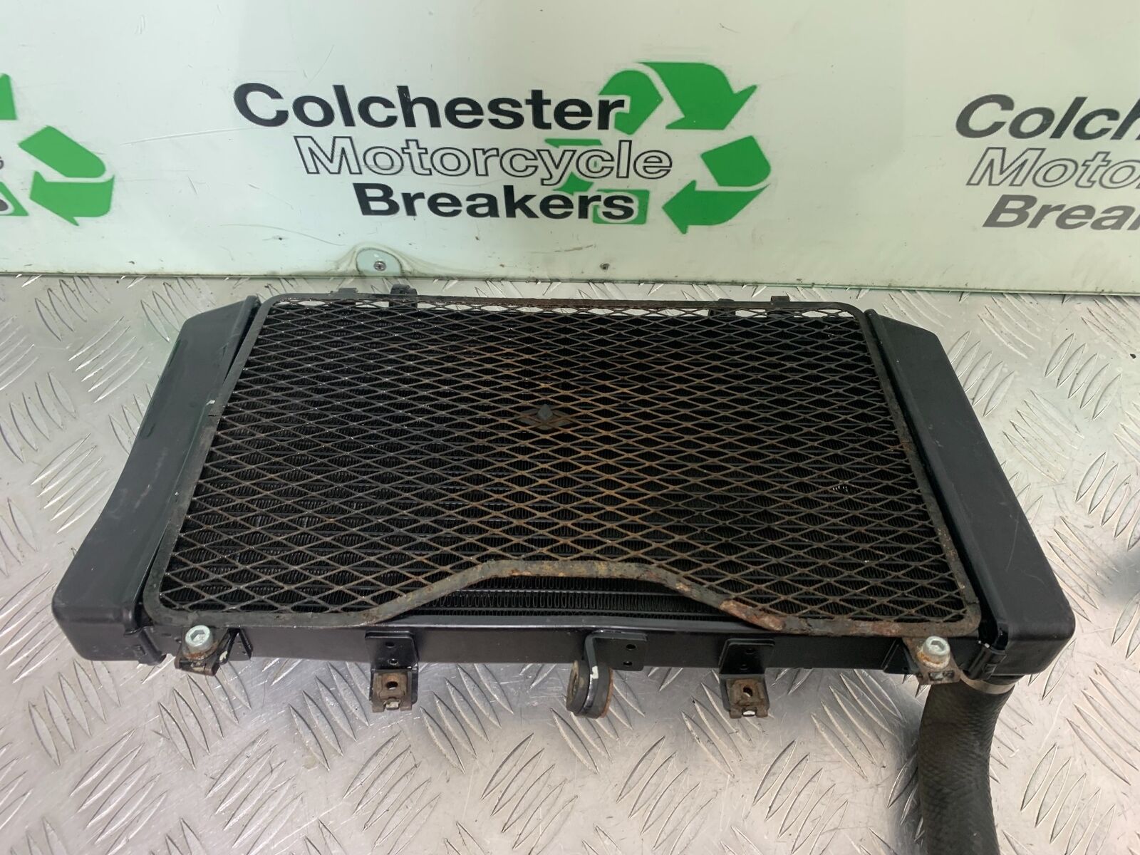 KAWASAKI Z750 Z 750 RADIATOR   YEAR 2004-2006  (CMB1104)
