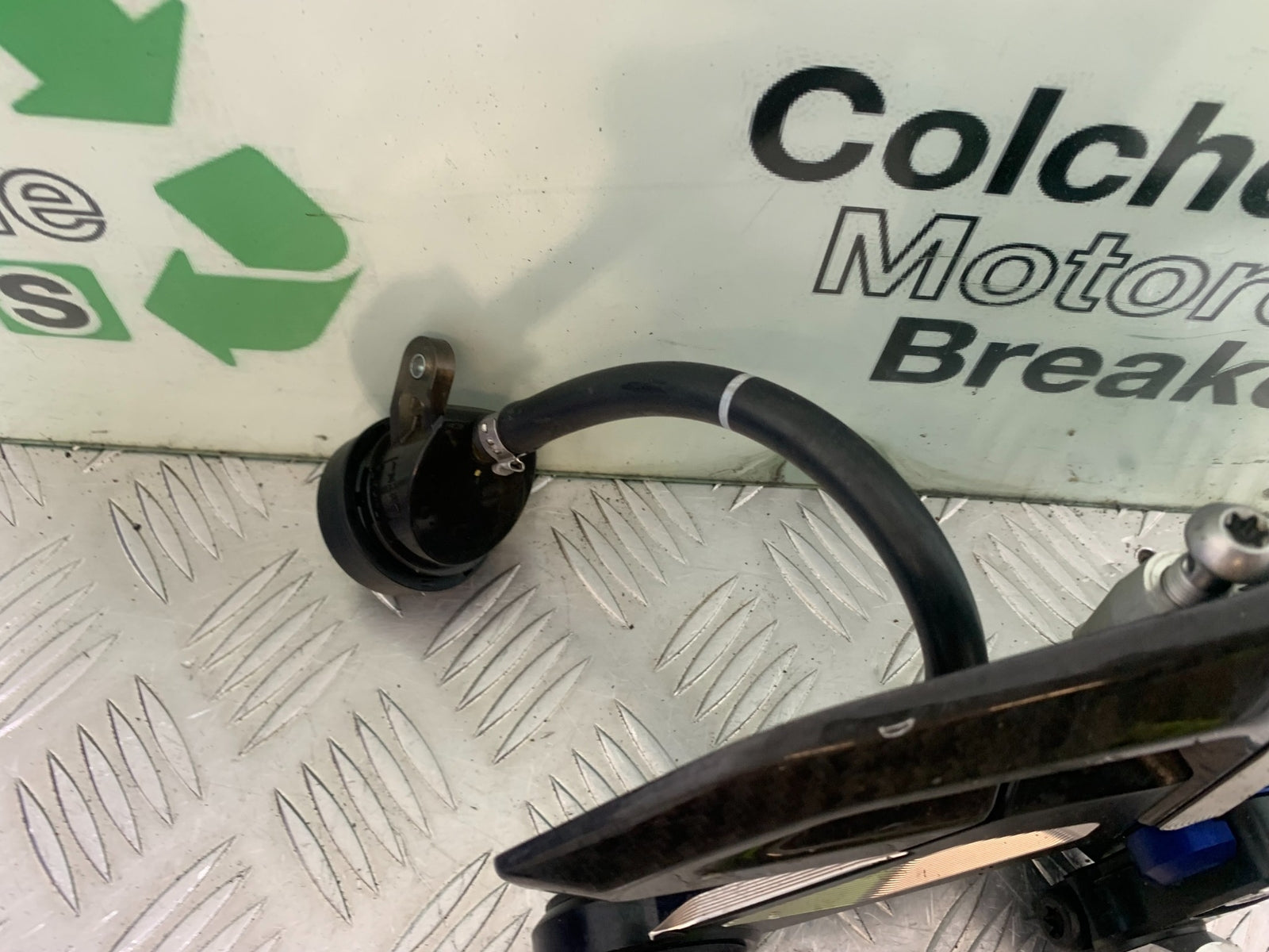 BMW M1000 R RIGHT FRONT HANGER HANGER YEAR 2023-2024 (CMB1140)