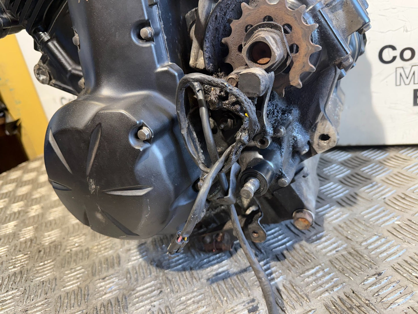 KAWASAKI 650 VERSYS ENGINE YEAR 2015-2018 (CMB1288)