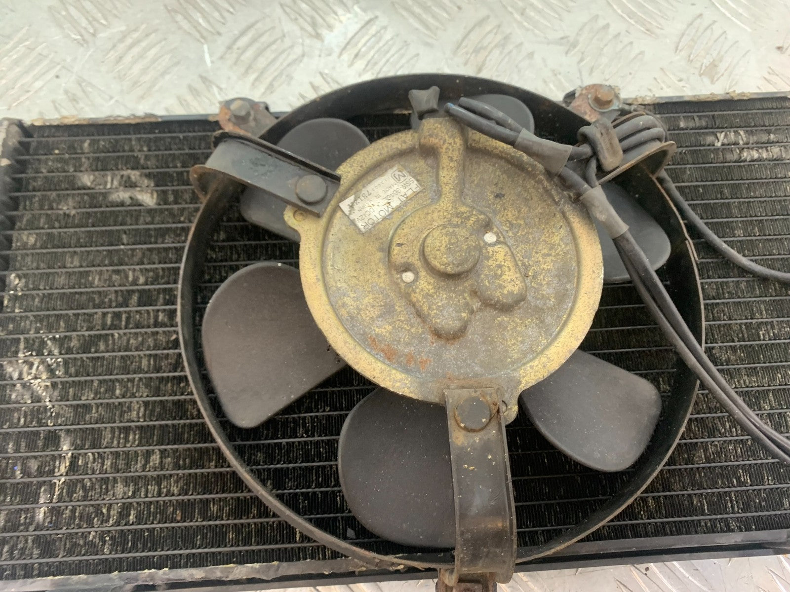 HONDA ST1100 PAN EUROPEAN RADIATOR AND FAN  YEAR 1993-2001 (CMB1195)