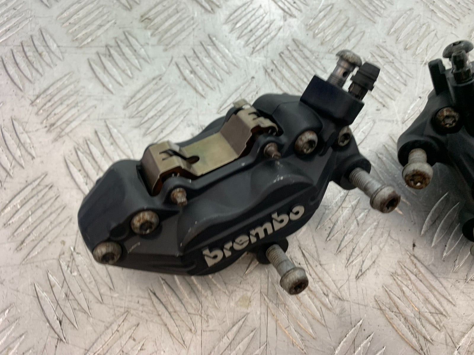 BMW F800 GT FRONT BRAKE CALIPERS  YEAR 2013-2017 (CMB1248)