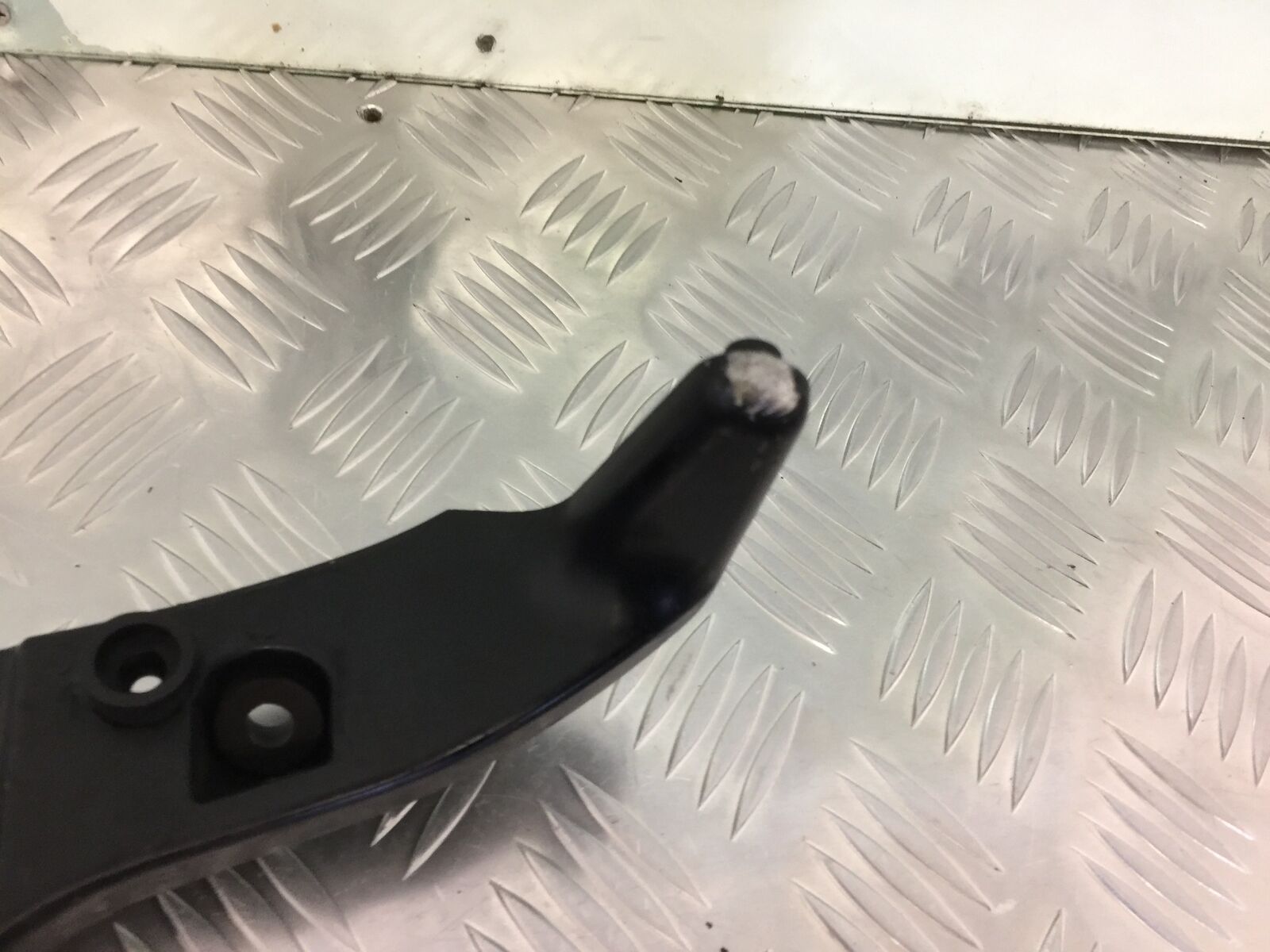 HONDA CBR600 RR FAIRING BRACKET  YEAR 2005-2006 (STOCK 933)