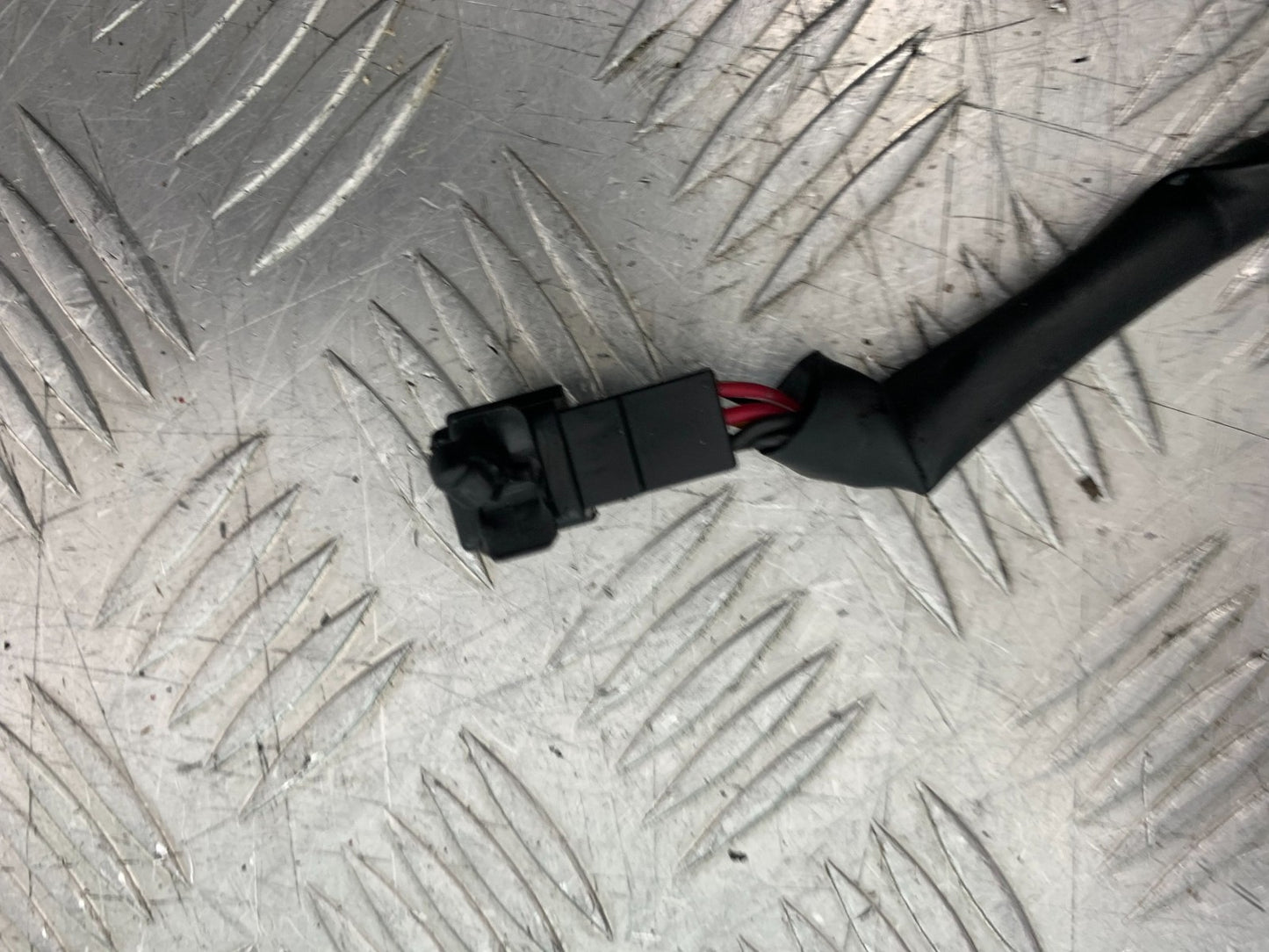 TRIUMPH 675 STREET TRIPLE RX RIGHT SWITCH GEAR  2015- 2017 (CMB1299)