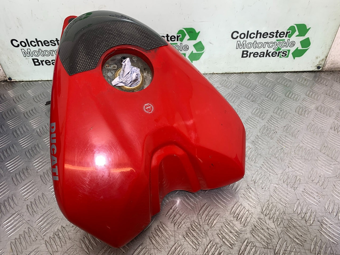 DUCATI 848 PETROL TANK  YEAR 2008-2010 (CMB1323)